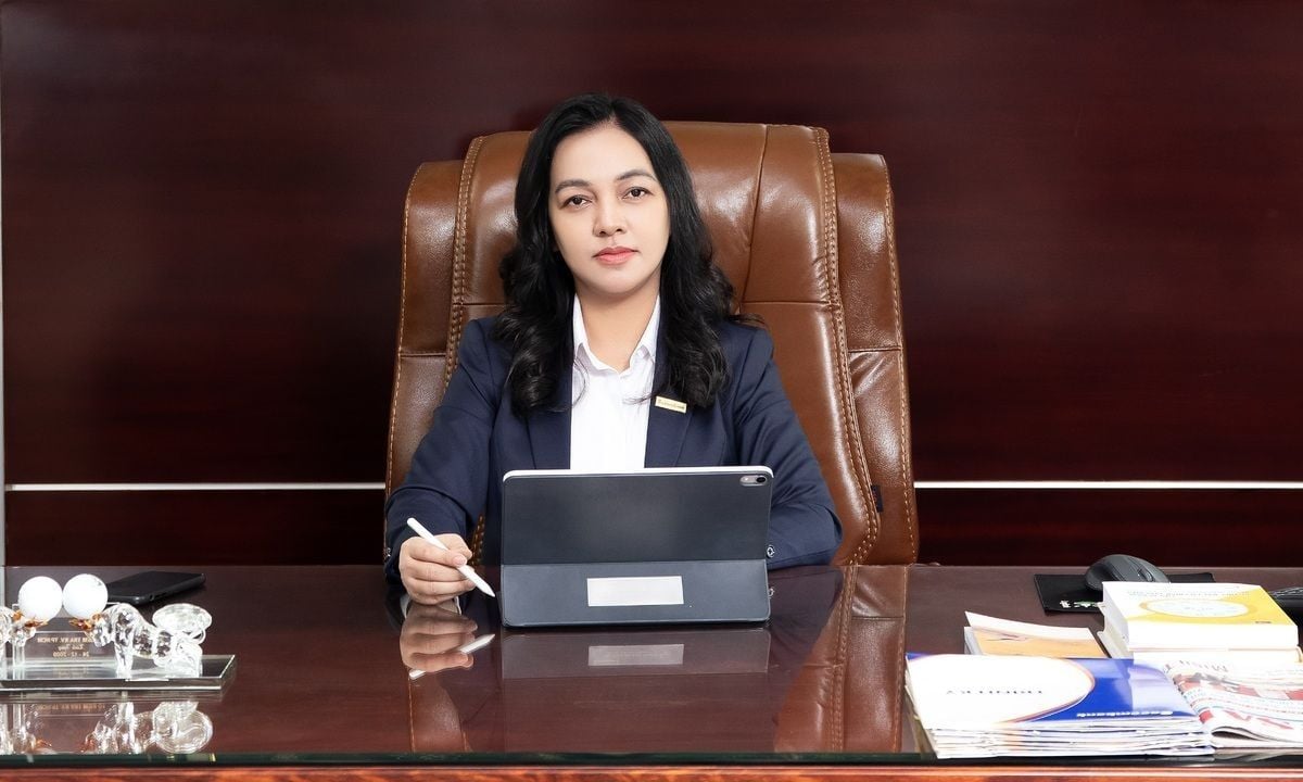 Tổng giám đốc Sacombank bất ngờ viết "tâm thư" chia tay, cổ phiếu STB tăng trần- Ảnh 1. Tổng giám đốc Sacombank bất ngờ viết "tâm thư" chia tay, cổ phiếu STB tăng trần- Ảnh 1.