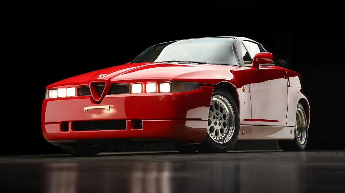 Xế cổ Alfa Romeo SZ có giá cao hơn xe mới- Ảnh 1. Xế cổ Alfa Romeo SZ có giá cao hơn xe mới- Ảnh 1.