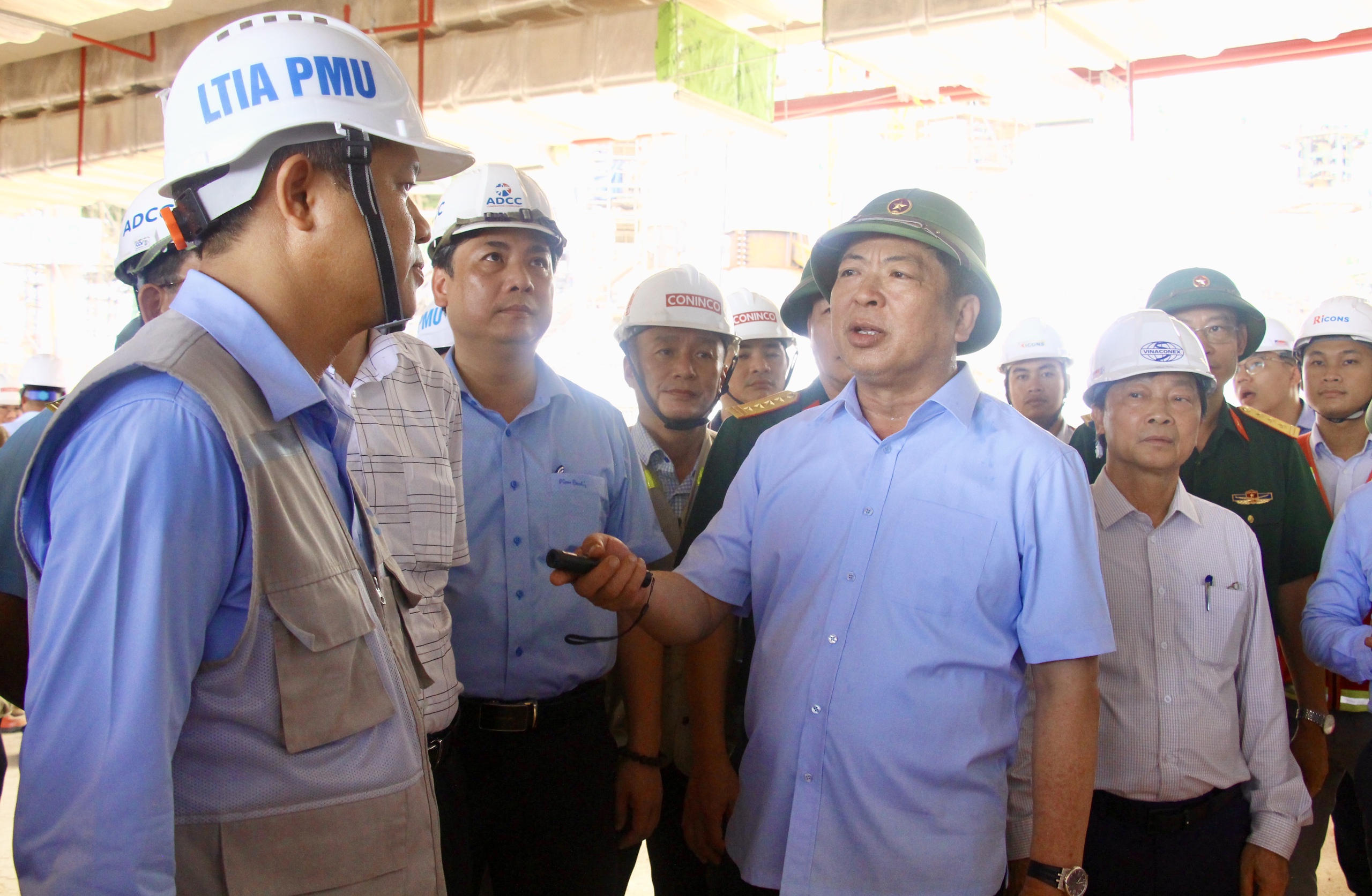 Bộ trưởng Trần Hồng Minh: Tiến độ giải phóng mặt bằng của Đồng Nai quá chậm- Ảnh 5. Bộ trưởng Trần Hồng Minh: Tiến độ giải phóng mặt bằng của Đồng Nai quá chậm- Ảnh 5.