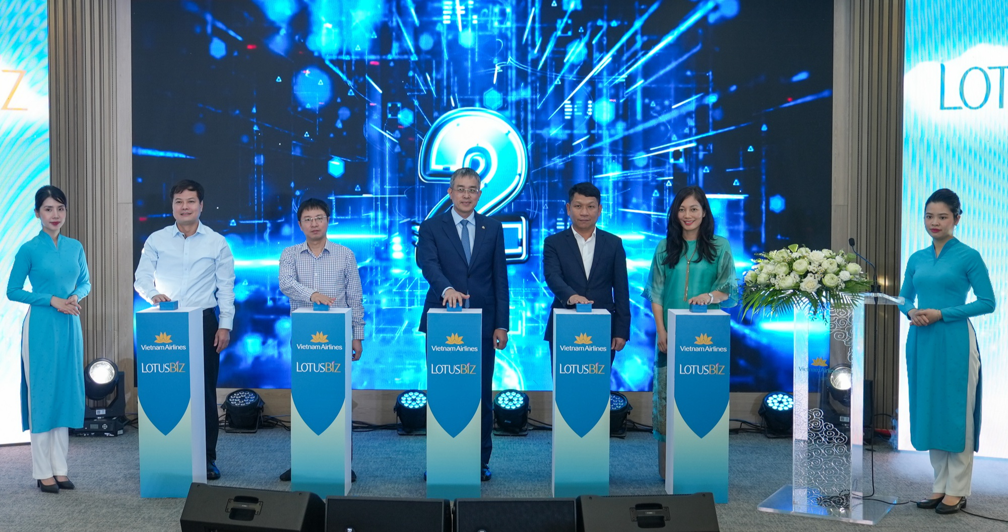 Doanh nghiệp đi lại nhiều được gì từ chương trình LotusBiz của Vietnam Airlines?- Ảnh 1. Doanh nghiệp đi lại nhiều được gì từ chương trình LotusBiz của Vietnam Airlines?- Ảnh 1.