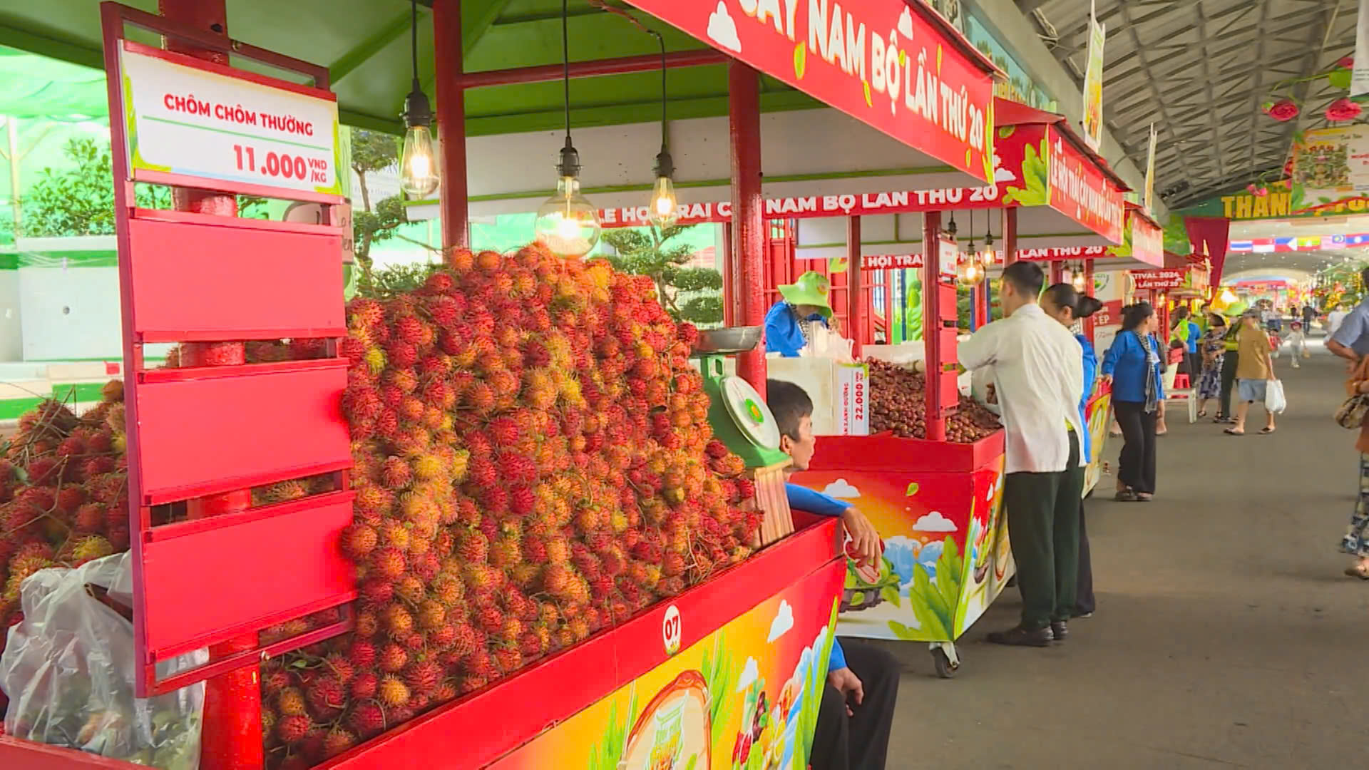 Nắng nóng kéo dài, thị trường bùng cơn khát đồ uống giải nhiệt- Ảnh 2. Nắng nóng kéo dài, thị trường bùng cơn khát đồ uống giải nhiệt- Ảnh 2.