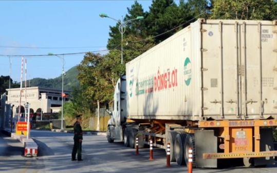 Kéo dài thời gian thông quan giúp giải tỏa nông sản tại cửa khẩu Lạng Sơn
