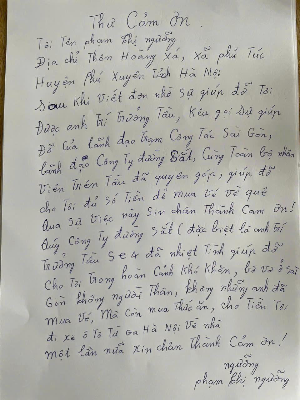 Hành động bất ngờ của nhân viên tàu hỏa khi bắt quả tang khách định trốn vé- Ảnh 2. Hành động bất ngờ của nhân viên tàu hỏa khi bắt quả tang khách định trốn vé- Ảnh 2.