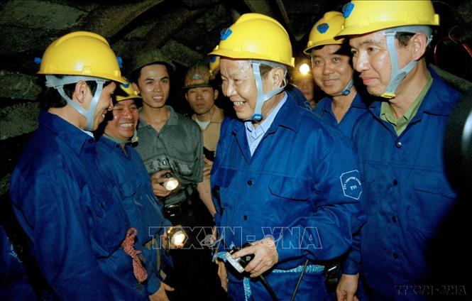 Đồng chí Trần Đức Lương - Nhà lãnh đạo có nhiều đóng góp quan trọng cho sự nghiệp đổi mới- Ảnh 2. Đồng chí Trần Đức Lương - Nhà lãnh đạo có nhiều đóng góp quan trọng cho sự nghiệp đổi mới- Ảnh 2.