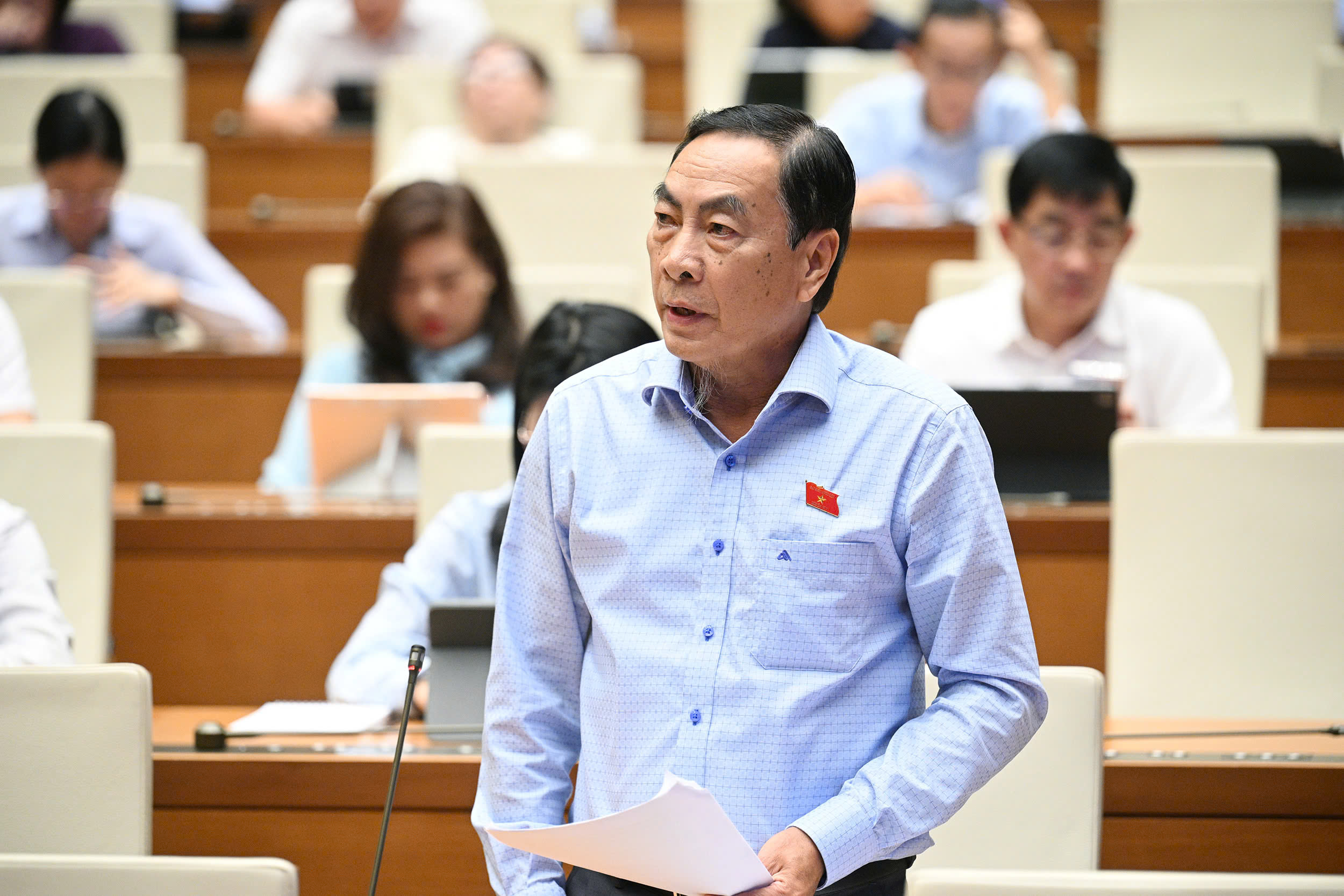 Vì sao khó bắt buộc chủ tịch tỉnh dự hết phiên tòa hành chính?- Ảnh 2. Vì sao khó bắt buộc chủ tịch tỉnh dự hết phiên tòa hành chính?- Ảnh 2.