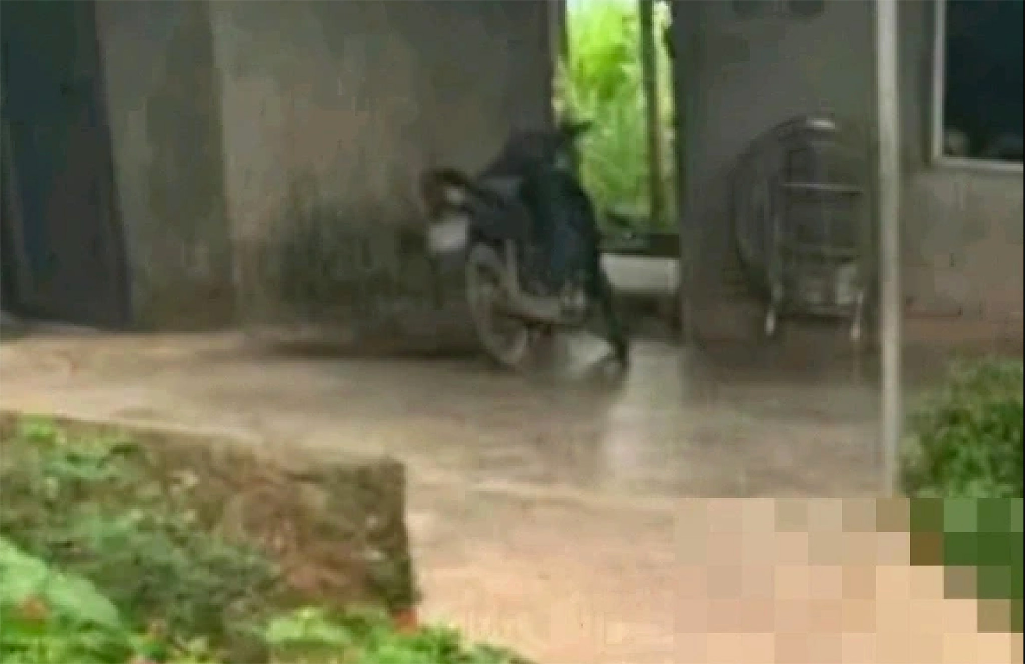 Án mạng trong cuộc nhậu, một người bị đâm tử vong- Ảnh 1. Án mạng trong cuộc nhậu, một người bị đâm tử vong- Ảnh 1.