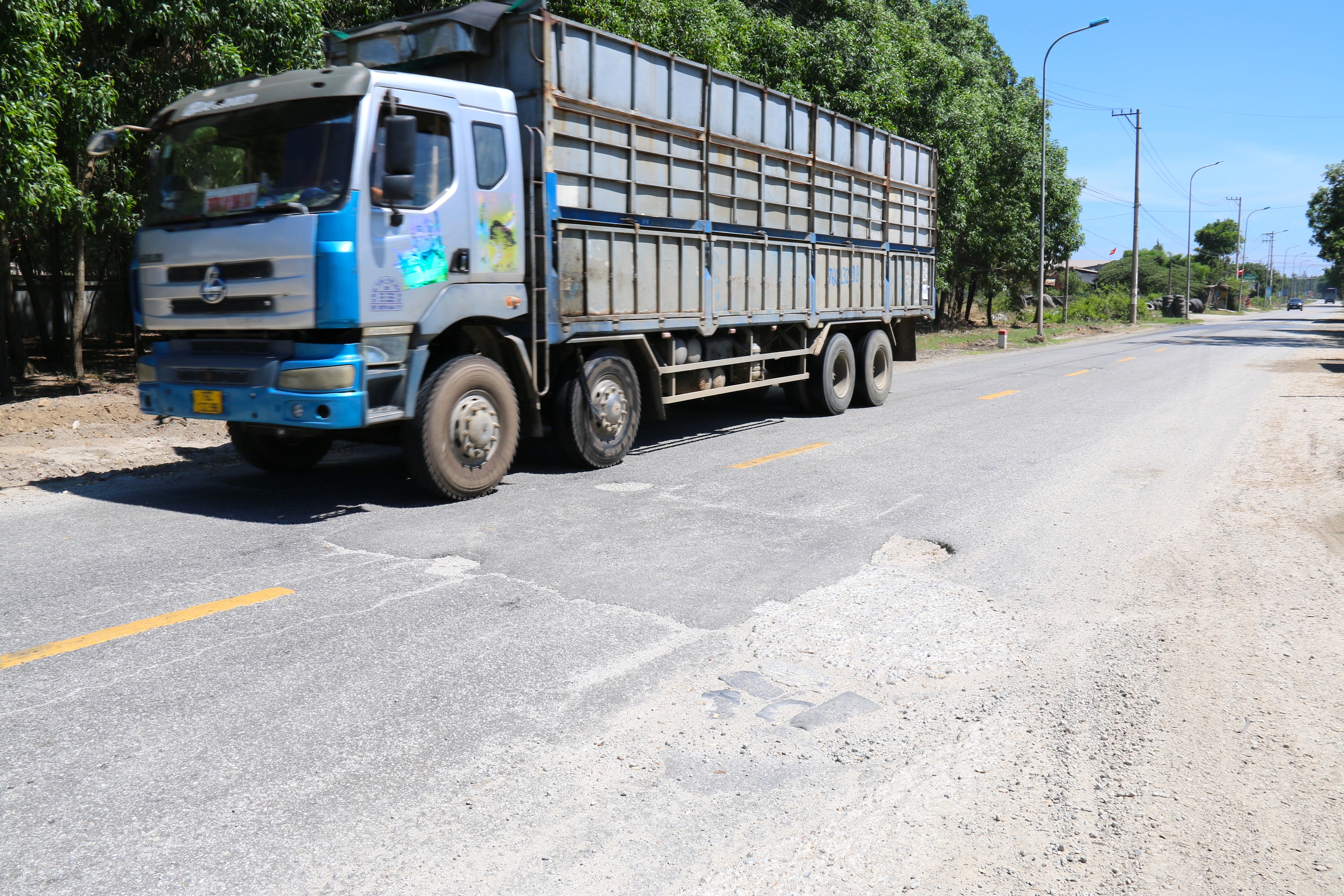 Cấp thiết nâng cấp đường kết nối cảng Dung Quất với quốc lộ và cao tốc- Ảnh 5. Cấp thiết nâng cấp đường kết nối cảng Dung Quất với quốc lộ và cao tốc- Ảnh 5.