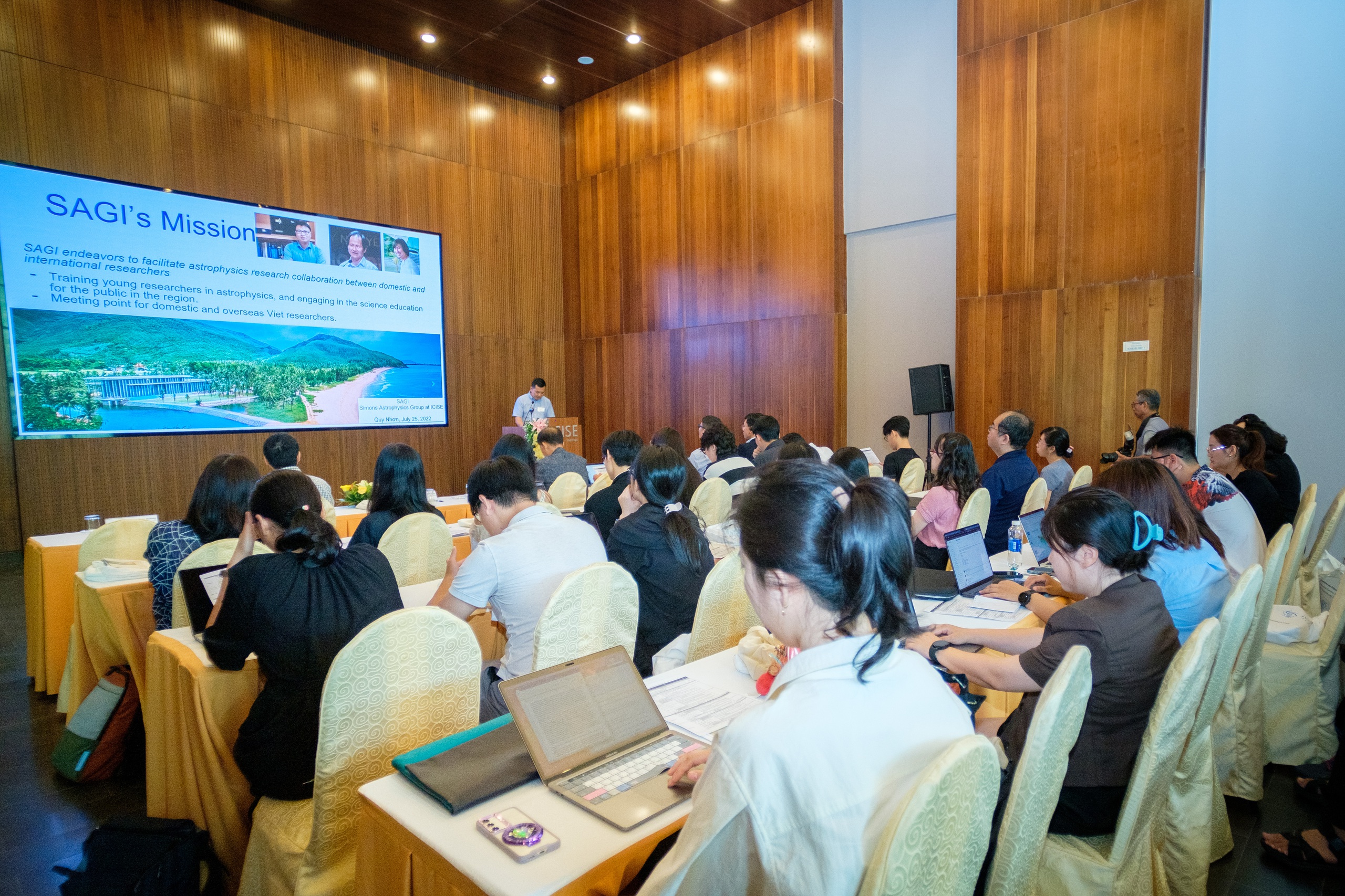 Hội thảo SAGI 2025: Kết nối trí tuệ toàn cầu, chắp cánh cho khoa học Việt Nam- Ảnh 1.