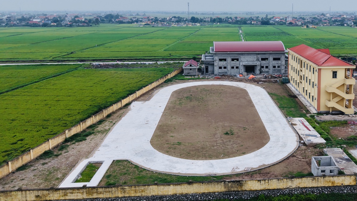 Cả nghìn học sinh sắp thoát cảnh “học nhờ” ở nhà thờ- Ảnh 9. Cả nghìn học sinh sắp thoát cảnh “học nhờ” ở nhà thờ- Ảnh 9.