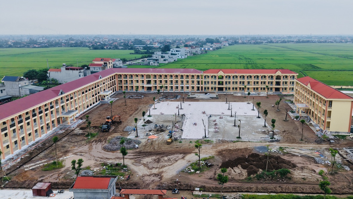 Cả nghìn học sinh sắp thoát cảnh “học nhờ” ở nhà thờ- Ảnh 10. Cả nghìn học sinh sắp thoát cảnh “học nhờ” ở nhà thờ- Ảnh 10.