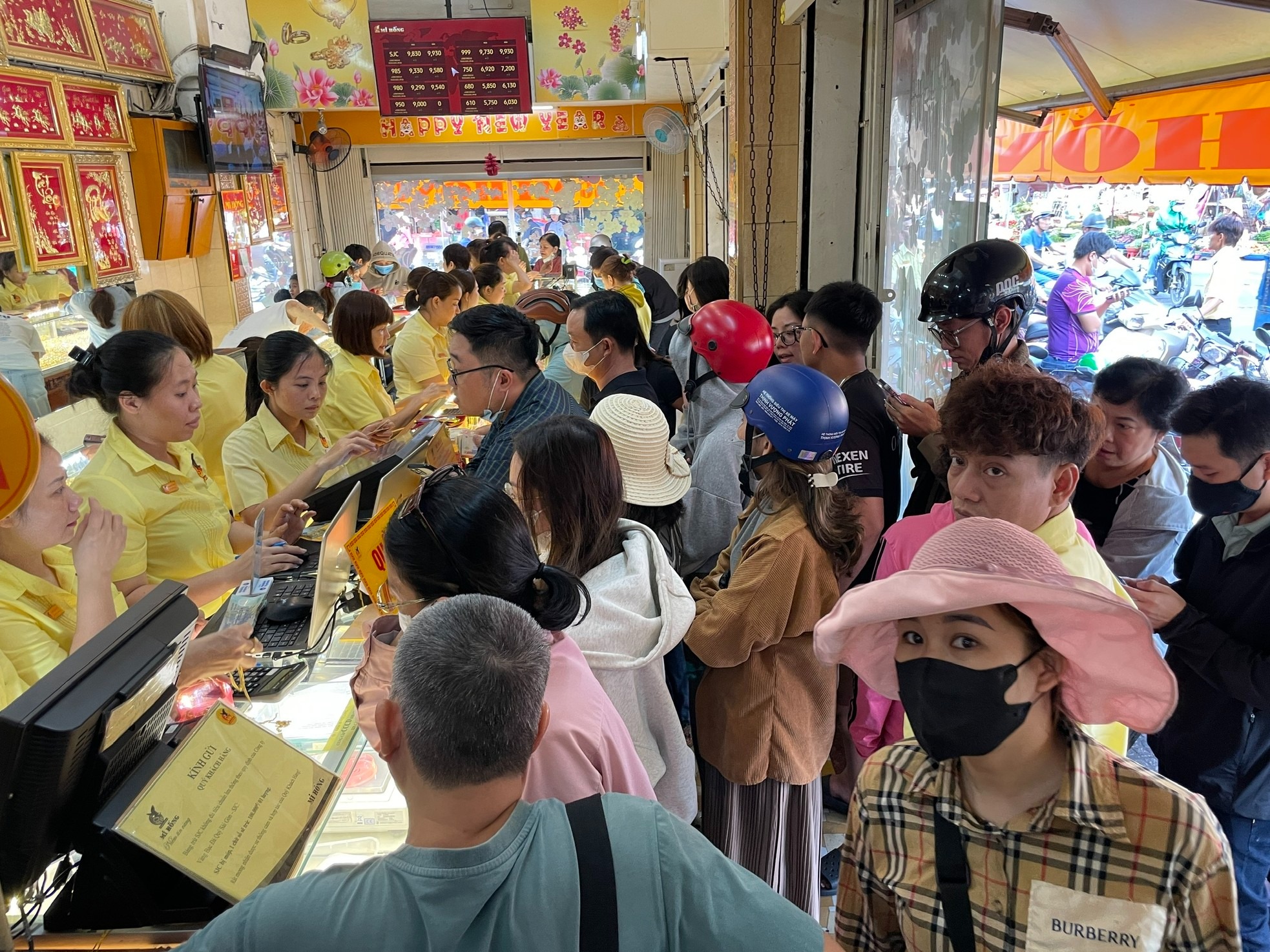 Sàn vàng quốc gia có thể giao dịch như chứng khoán?- Ảnh 1. Sàn vàng quốc gia có thể giao dịch như chứng khoán?- Ảnh 1.