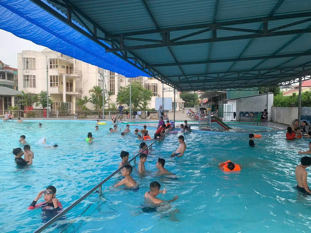 Chọn chỗ bơi để tránh rủi ro sức khỏe- Ảnh 1.