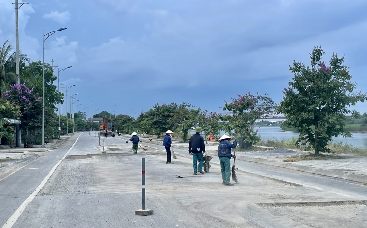 Tuyến đường hơn 158 tỷ đồng ở Quảng Trị sắp được bàn giao sau 5 năm trễ hẹn- Ảnh 2. Tuyến đường hơn 158 tỷ đồng ở Quảng Trị sắp được bàn giao sau 5 năm trễ hẹn- Ảnh 2.