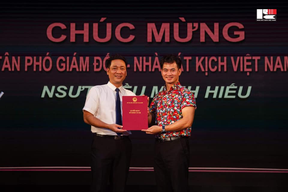 NSƯT Kiều Minh Hiếu kế nhiệm NSND Xuân Bắc làm Giám đốc Nhà hát Kịch Việt Nam- Ảnh 1. NSƯT Kiều Minh Hiếu kế nhiệm NSND Xuân Bắc làm Giám đốc Nhà hát Kịch Việt Nam- Ảnh 1.