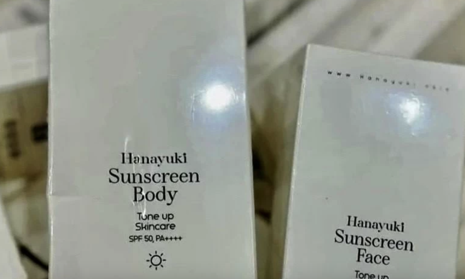 Khởi tố vụ án sản xuất, buôn bán hàng giả tại Công ty Cổ phần Nhà máy y tế EBC Đồng Nai- Ảnh 2. Khởi tố vụ án sản xuất, buôn bán hàng giả tại Công ty Cổ phần Nhà máy y tế EBC Đồng Nai- Ảnh 2.