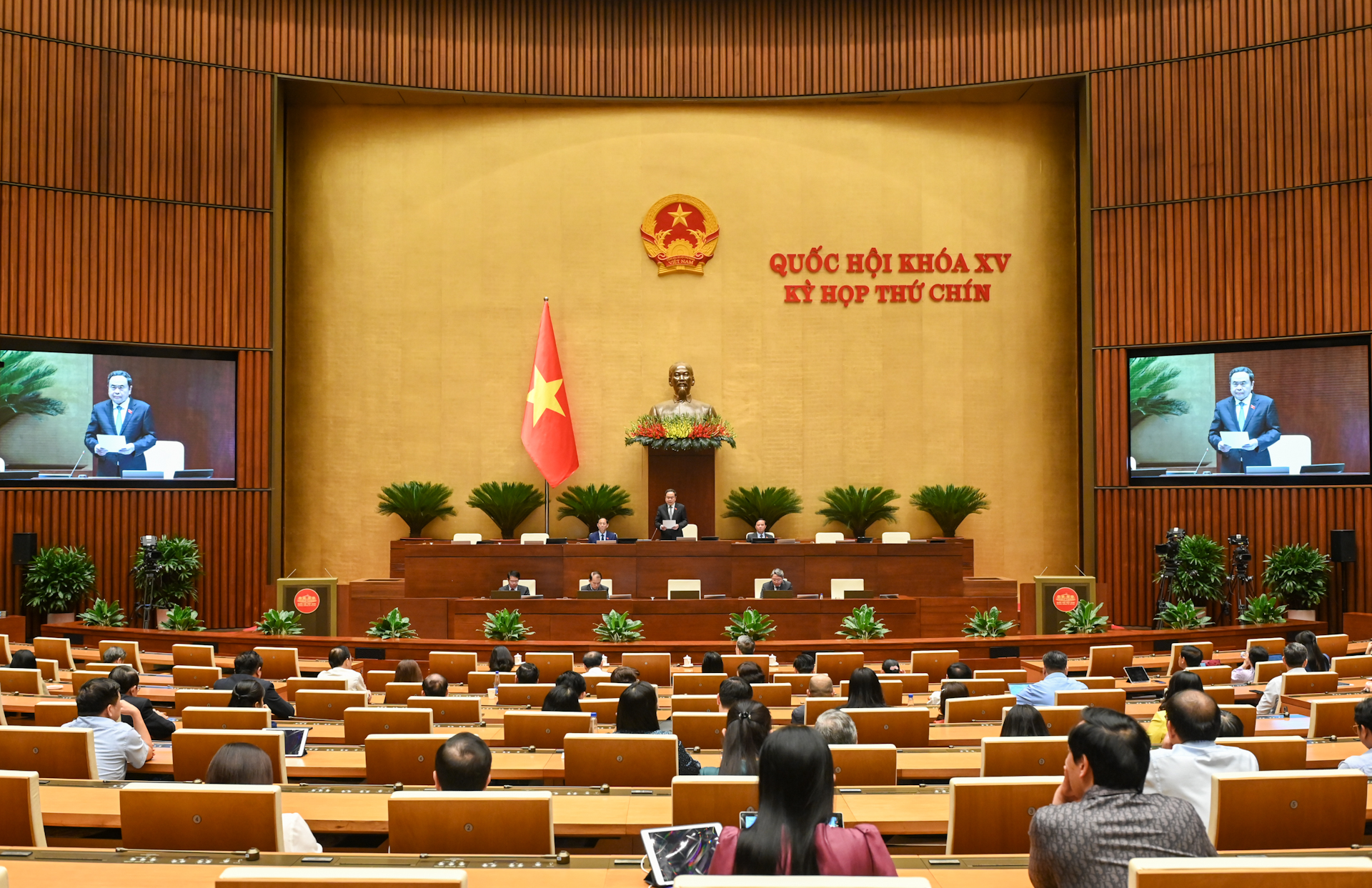 Quốc hội kết thúc đợt 1 kỳ họp thứ 9, thông qua 8 nghị quyết quan trọng- Ảnh 2.