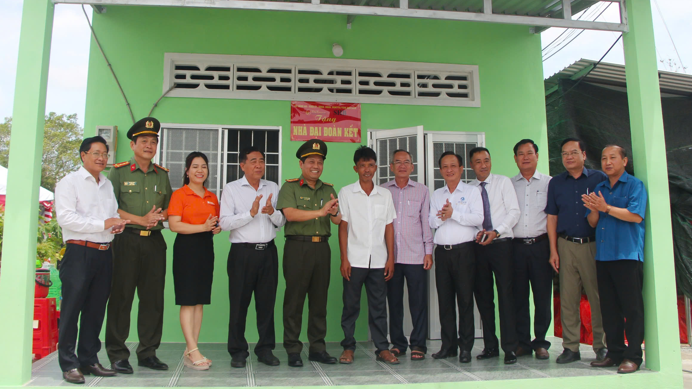 Bạc Liêu: Xây mới, sửa chữa 1.758 căn nhà cho người nghèo, đồng bào dân tộc thiểu số- Ảnh 2. Bạc Liêu: Xây mới, sửa chữa 1.758 căn nhà cho người nghèo, đồng bào dân tộc thiểu số- Ảnh 2.