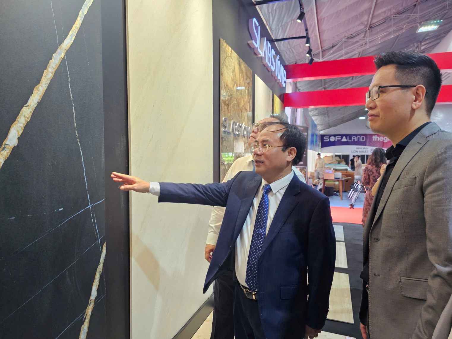 Vietbuild Hà Nội 2025 - đẩy mạnh xúc tiến thương mại, đổi mới công nghệ- Ảnh 2. Vietbuild Hà Nội 2025 - đẩy mạnh xúc tiến thương mại, đổi mới công nghệ- Ảnh 2.