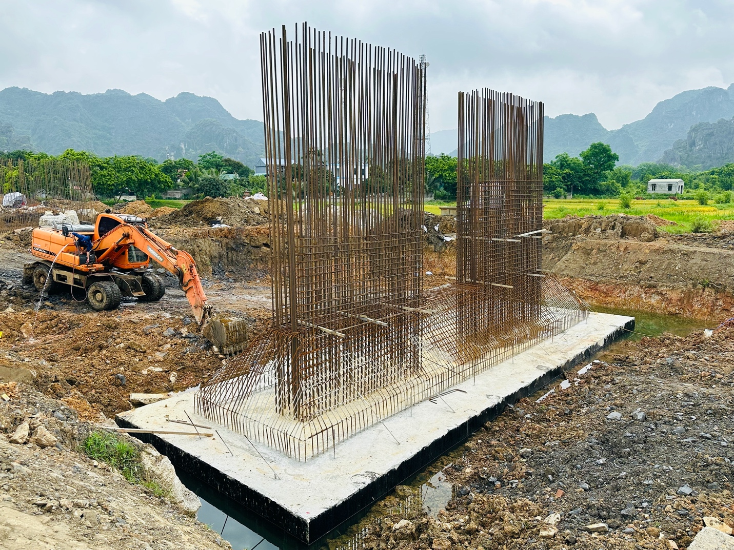 Cận cảnh đường nối Bái Đính - Ba Sao gần nghìn tỷ đồng- Ảnh 3. Cận cảnh đường nối Bái Đính - Ba Sao gần nghìn tỷ đồng- Ảnh 3.