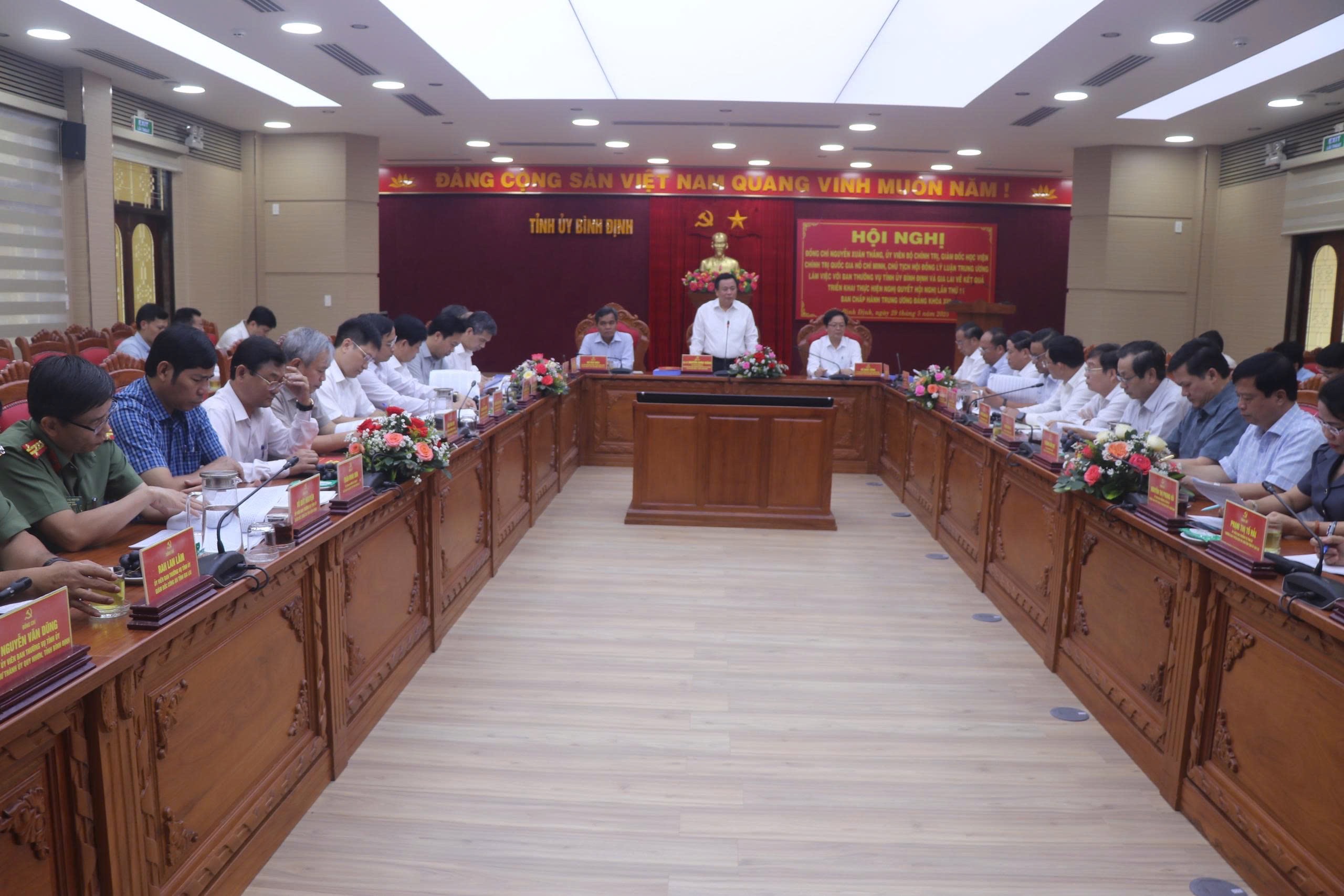 Bí thư Tỉnh ủy Bình Định được giao chủ trì công tác hợp nhất hai tỉnh Bình Định, Gia Lai- Ảnh 3. Bí thư Tỉnh ủy Bình Định được giao chủ trì công tác hợp nhất hai tỉnh Bình Định, Gia Lai- Ảnh 3.