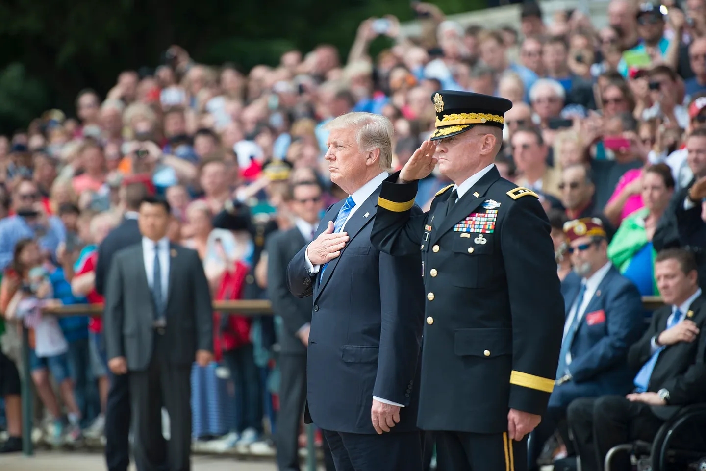 Mỹ sẽ diễu binh trùng dịp sinh nhật Tổng thống Trump- Ảnh 1. Mỹ sẽ diễu binh trùng dịp sinh nhật Tổng thống Trump- Ảnh 1.