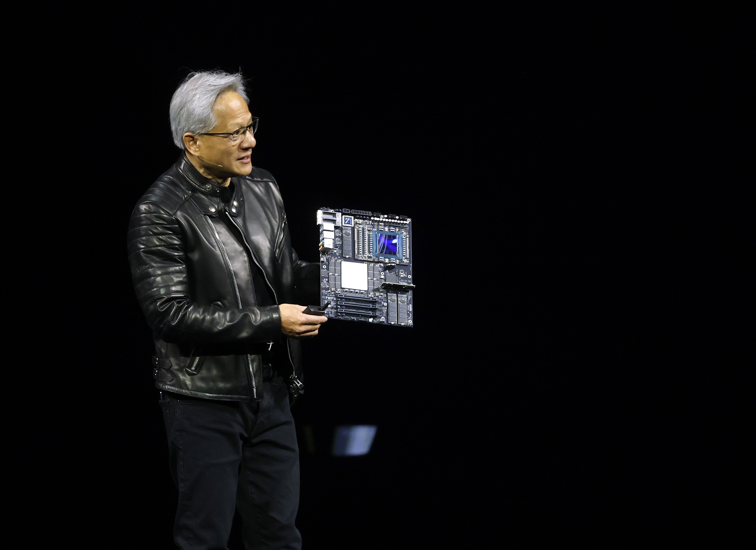 Các tập đoàn công nghệ Trung Quốc chuẩn bị cho tương lai AI không có Nvidia- Ảnh 1. Các tập đoàn công nghệ Trung Quốc chuẩn bị cho tương lai AI không có Nvidia- Ảnh 1.