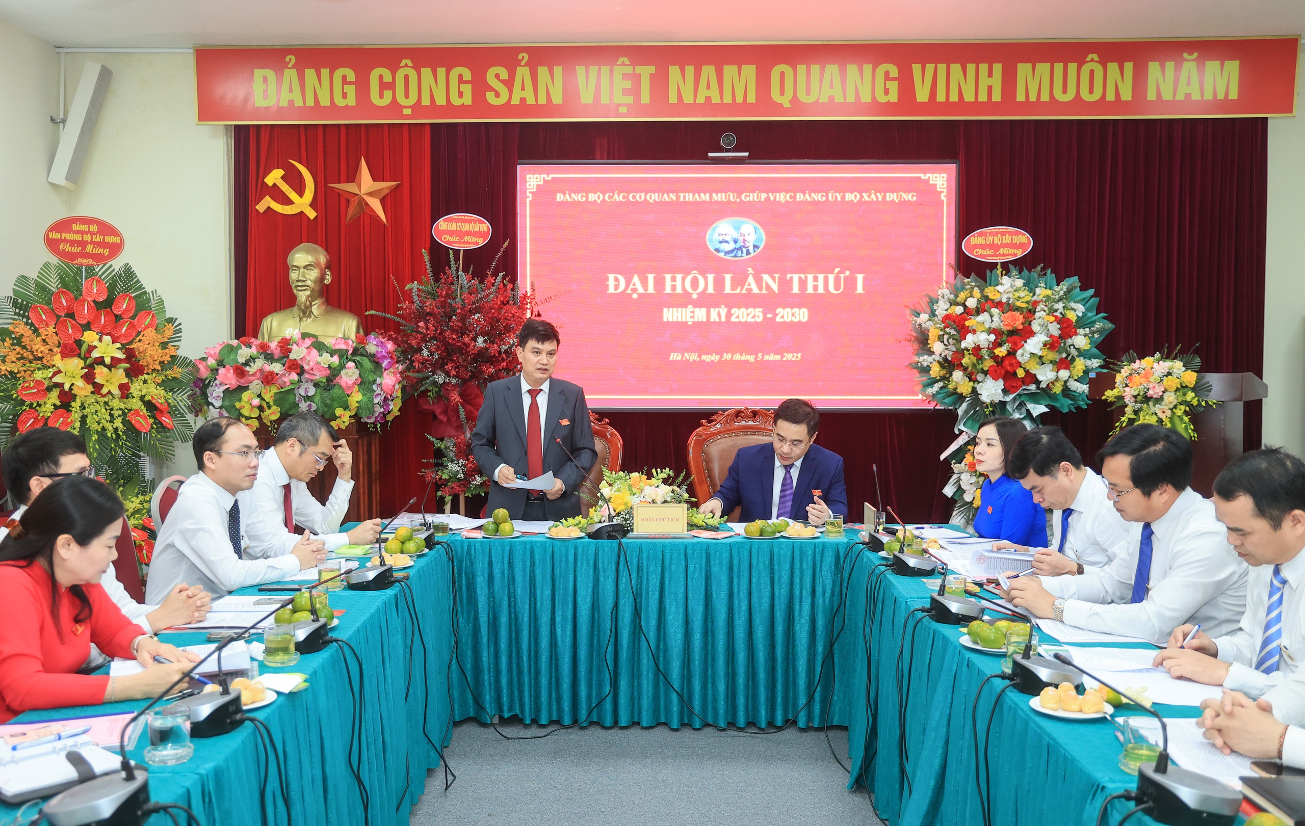 Đảng bộ các cơ quan tham mưu, giúp việc của Đảng ủy Bộ Xây dựng đại hội lần thứ I- Ảnh 2. Đảng bộ các cơ quan tham mưu, giúp việc của Đảng ủy Bộ Xây dựng đại hội lần thứ I- Ảnh 2.