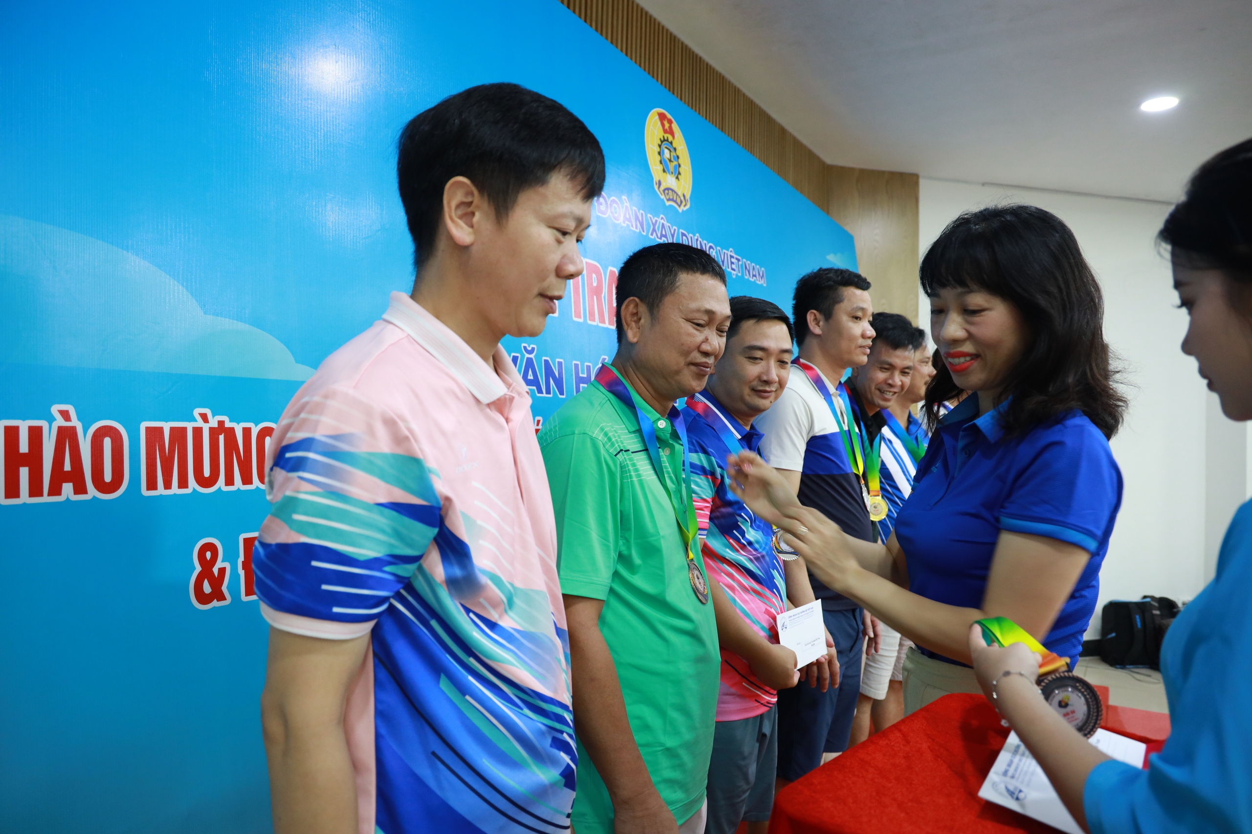 Người lao động ngành Xây dựng sôi nổi trong ngày Hội thao chào mừng 80 năm Quốc khánh 2/9- Ảnh 5. Người lao động ngành Xây dựng sôi nổi trong ngày Hội thao chào mừng 80 năm Quốc khánh 2/9- Ảnh 5.