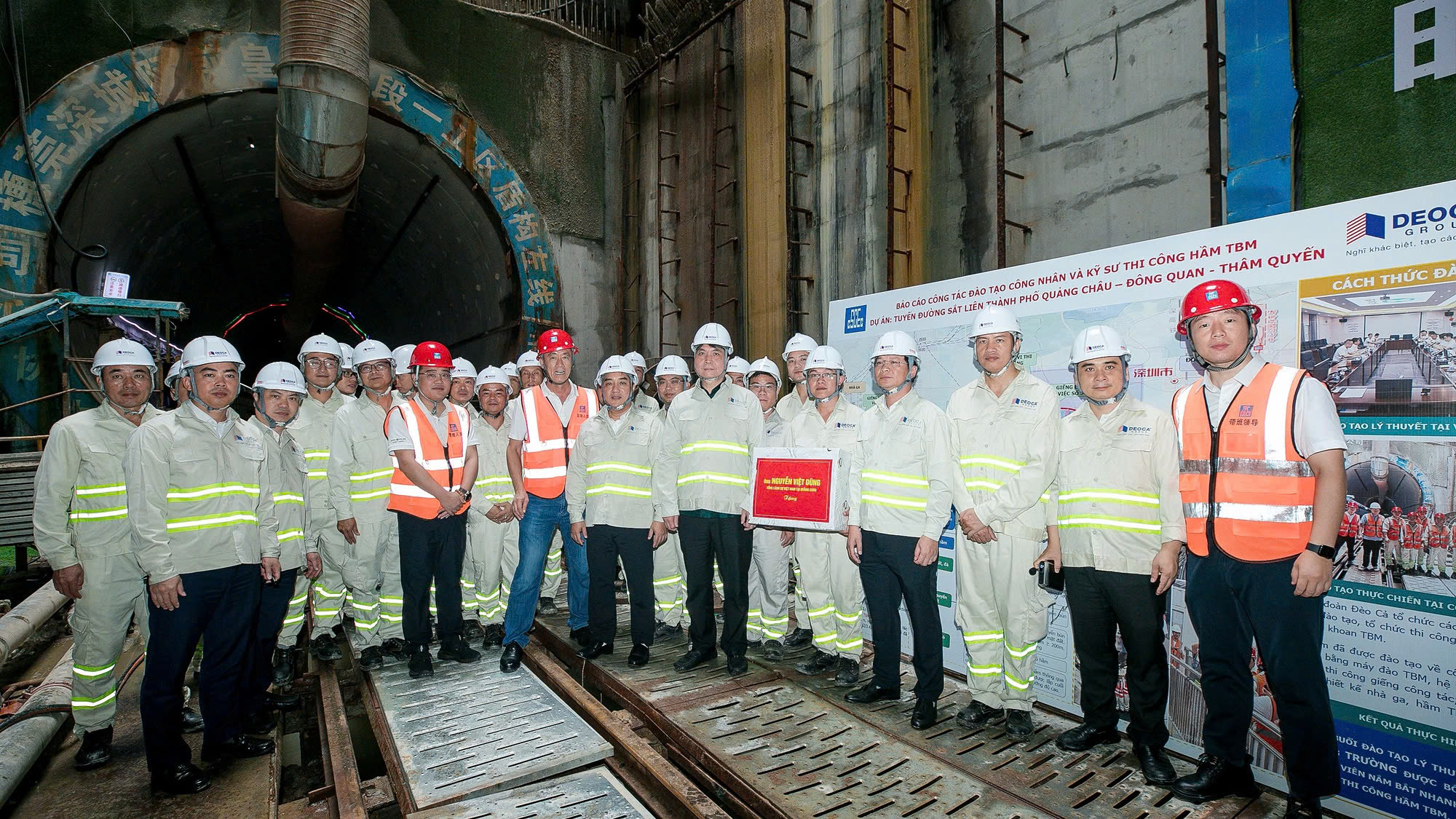 Đèo Cả đẩy mạnh hợp tác đào tạo nước ngoài, làm chủ công nghệ đào hầm metro- Ảnh 4. Đèo Cả đẩy mạnh hợp tác đào tạo nước ngoài, làm chủ công nghệ đào hầm metro- Ảnh 4.