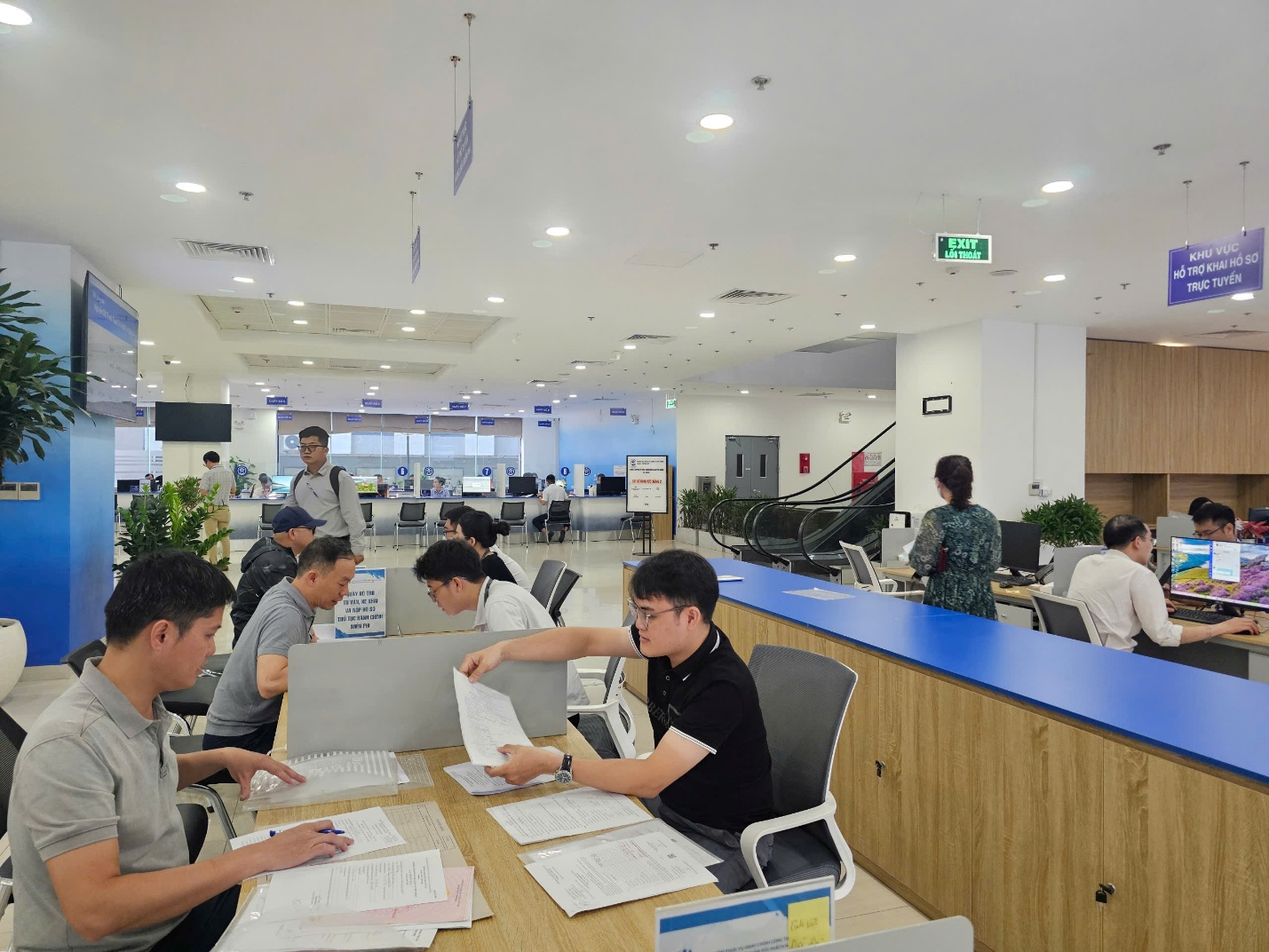 Sở Xây dựng Hà Nội lý giải việc chậm giải quyết hồ sơ cấp phép trên hệ thống phần mềm- Ảnh 1. Sở Xây dựng Hà Nội lý giải việc chậm giải quyết hồ sơ cấp phép trên hệ thống phần mềm- Ảnh 1.