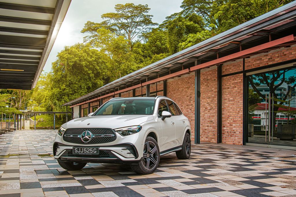 Top 10 xe hạng sang bán chạy nhất tại Mỹ năm 2025- Ảnh 4. Top 10 xe hạng sang bán chạy nhất tại Mỹ năm 2025- Ảnh 4.