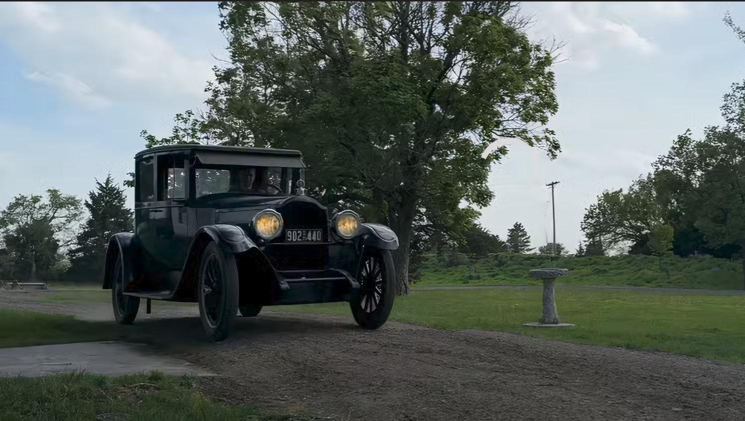 Xe cổ trăm tuổi Packard 1923 vẫn hoạt động tốt- Ảnh 2. Xe cổ trăm tuổi Packard 1923 vẫn hoạt động tốt- Ảnh 2.