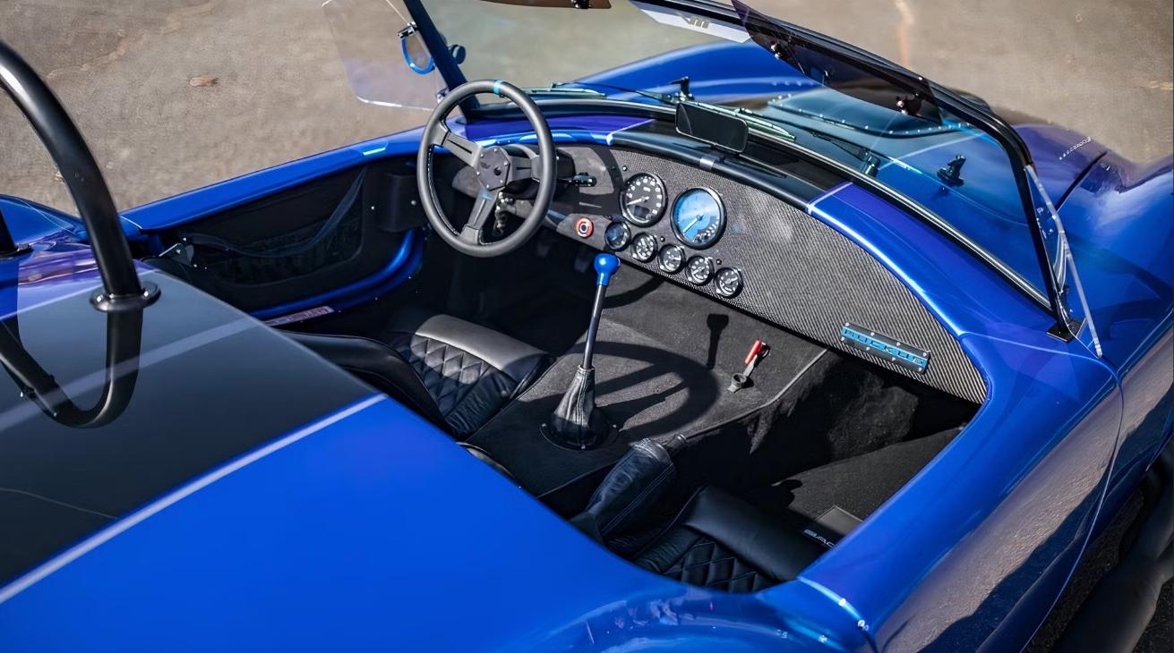 Siêu phẩm độ Ruckus Shelby Cobra trình làng- Ảnh 4. Siêu phẩm độ Ruckus Shelby Cobra trình làng- Ảnh 4.