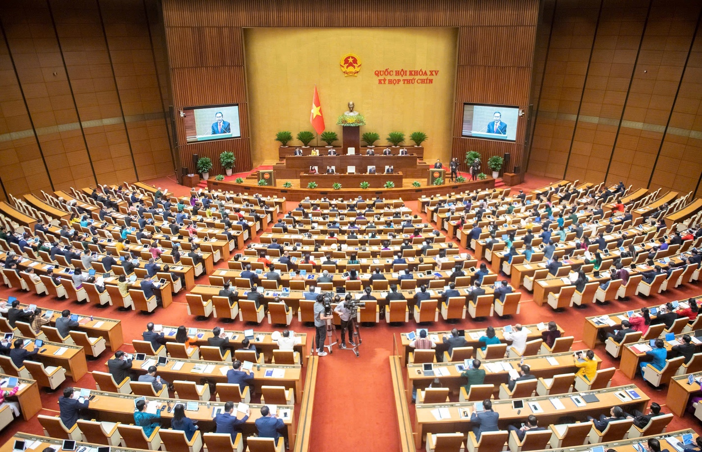 Sửa Hiến pháp và những kỳ vọng lớn- Ảnh 1. Sửa Hiến pháp và những kỳ vọng lớn- Ảnh 1.