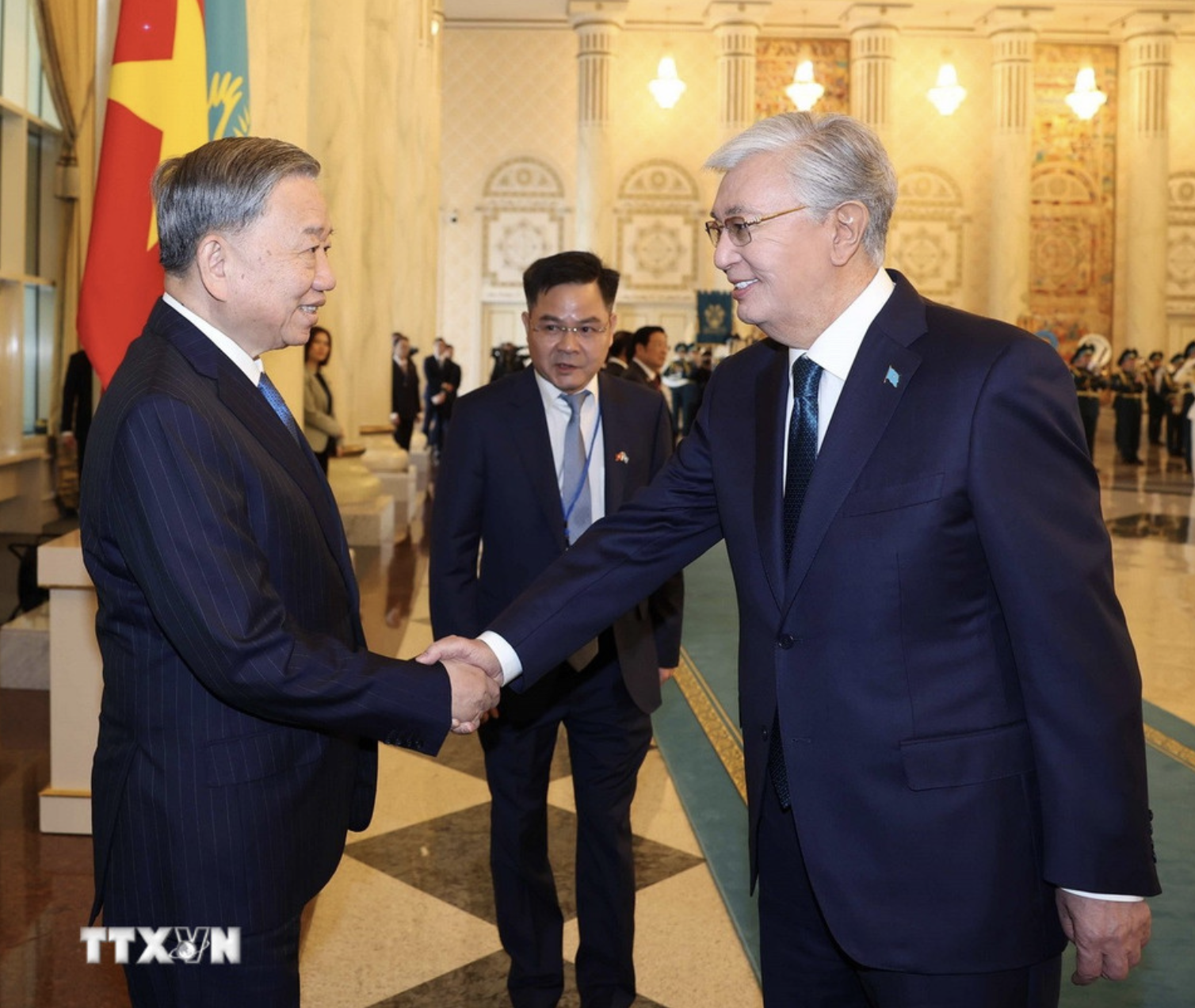 Kazakhstan tổ chức lễ đón trọng thể Tổng Bí thư Tô Lâm và Phu nhân- Ảnh 1. Kazakhstan tổ chức lễ đón trọng thể Tổng Bí thư Tô Lâm và Phu nhân- Ảnh 1.