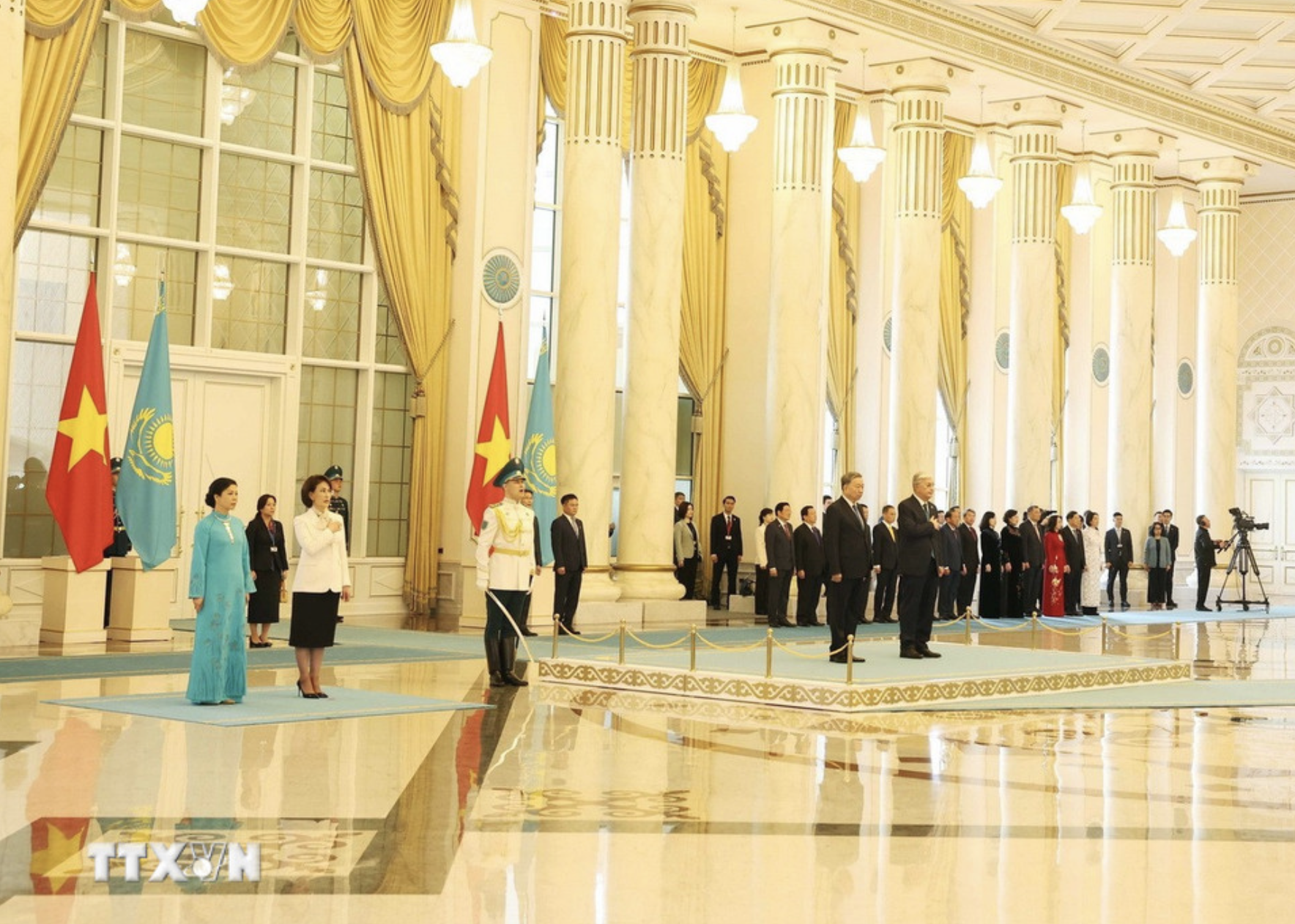 Kazakhstan tổ chức lễ đón trọng thể Tổng Bí thư Tô Lâm và Phu nhân- Ảnh 3. Kazakhstan tổ chức lễ đón trọng thể Tổng Bí thư Tô Lâm và Phu nhân- Ảnh 3.