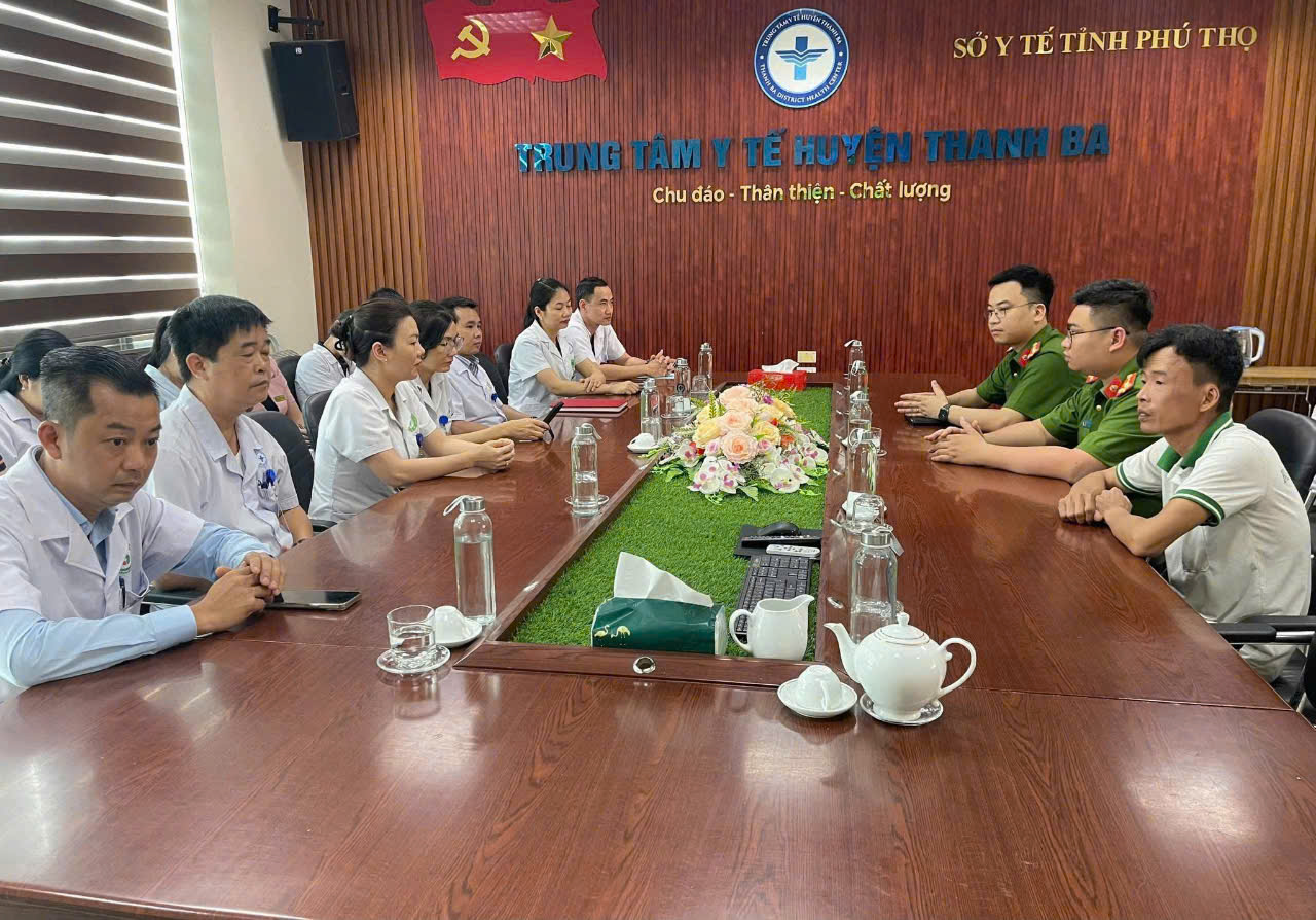 Công an đề xuất xử phạt hành chính người hành hung điều dưỡng ở Phú Thọ- Ảnh 1. Công an đề xuất xử phạt hành chính người hành hung điều dưỡng ở Phú Thọ- Ảnh 1.