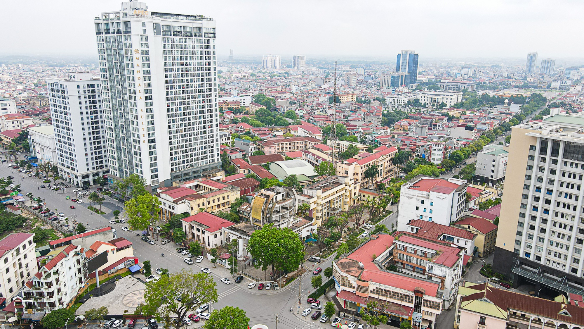 Bắc Giang lên kế hoạch đấu giá nhiều trụ sở bỏ hoang trên "đất vàng"- Ảnh 1. Bắc Giang lên kế hoạch đấu giá nhiều trụ sở bỏ hoang trên "đất vàng"- Ảnh 1.