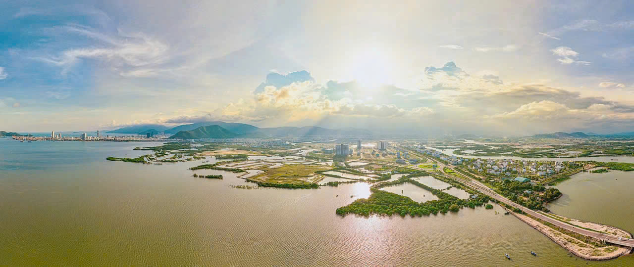 Khai thác cát nhiễm mặn đầm Thị Nại để giải bài toán thiếu vật liệu ở Bình Định- Ảnh 1. Khai thác cát nhiễm mặn đầm Thị Nại để giải bài toán thiếu vật liệu ở Bình Định- Ảnh 1.
