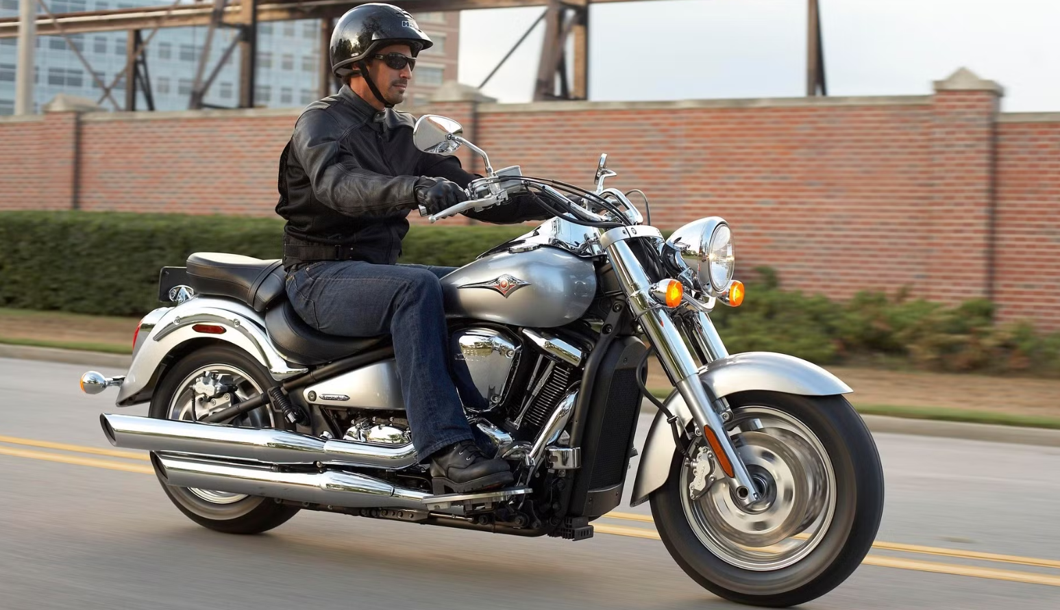 Top 10 mẫu xe Cruiser giá rẻ đã qua sử dụng tốt nhất- Ảnh 10. Top 10 mẫu xe Cruiser giá rẻ đã qua sử dụng tốt nhất- Ảnh 10.