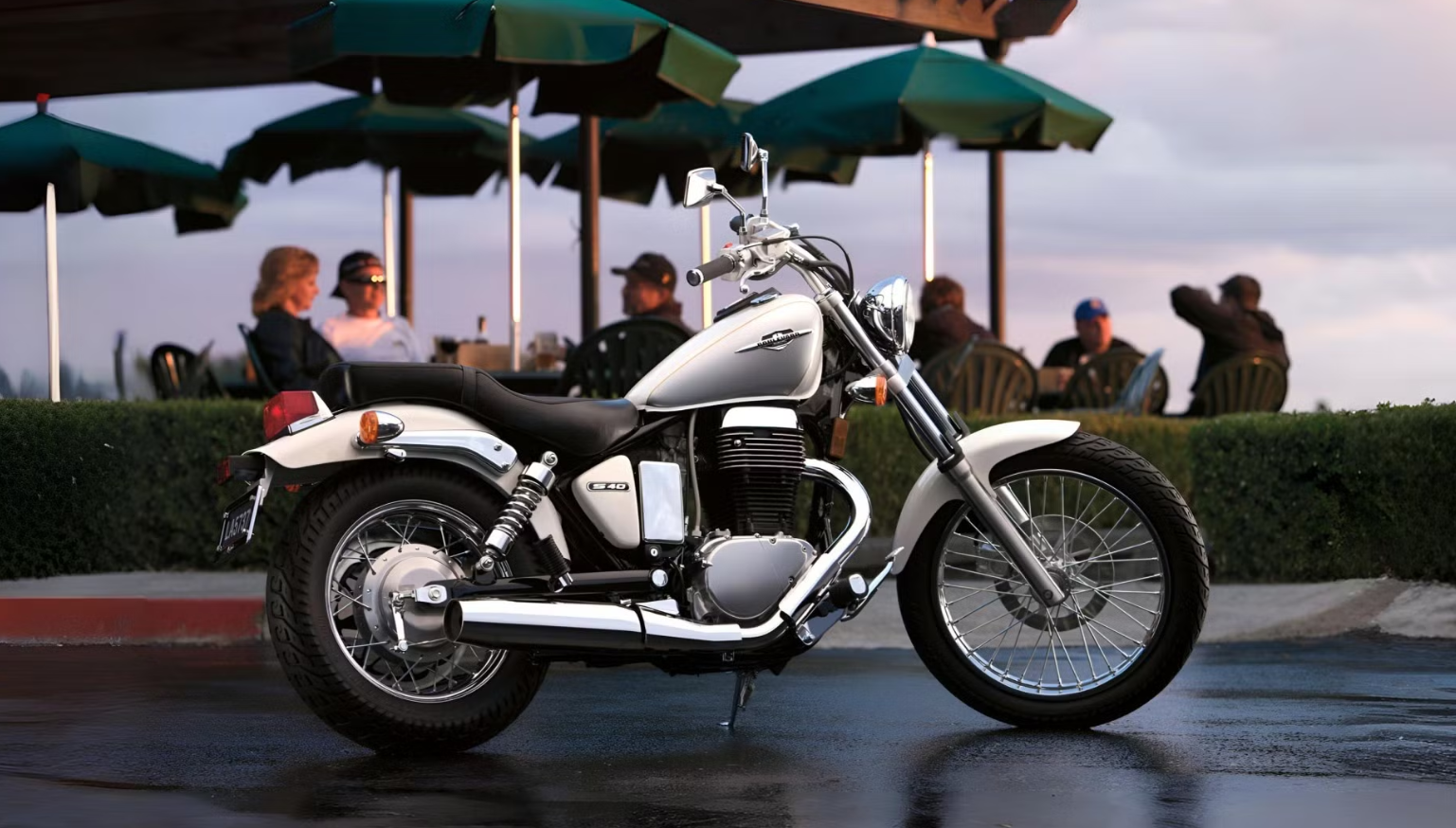 Top 10 mẫu xe Cruiser giá rẻ đã qua sử dụng tốt nhất- Ảnh 3. Top 10 mẫu xe Cruiser giá rẻ đã qua sử dụng tốt nhất- Ảnh 3.