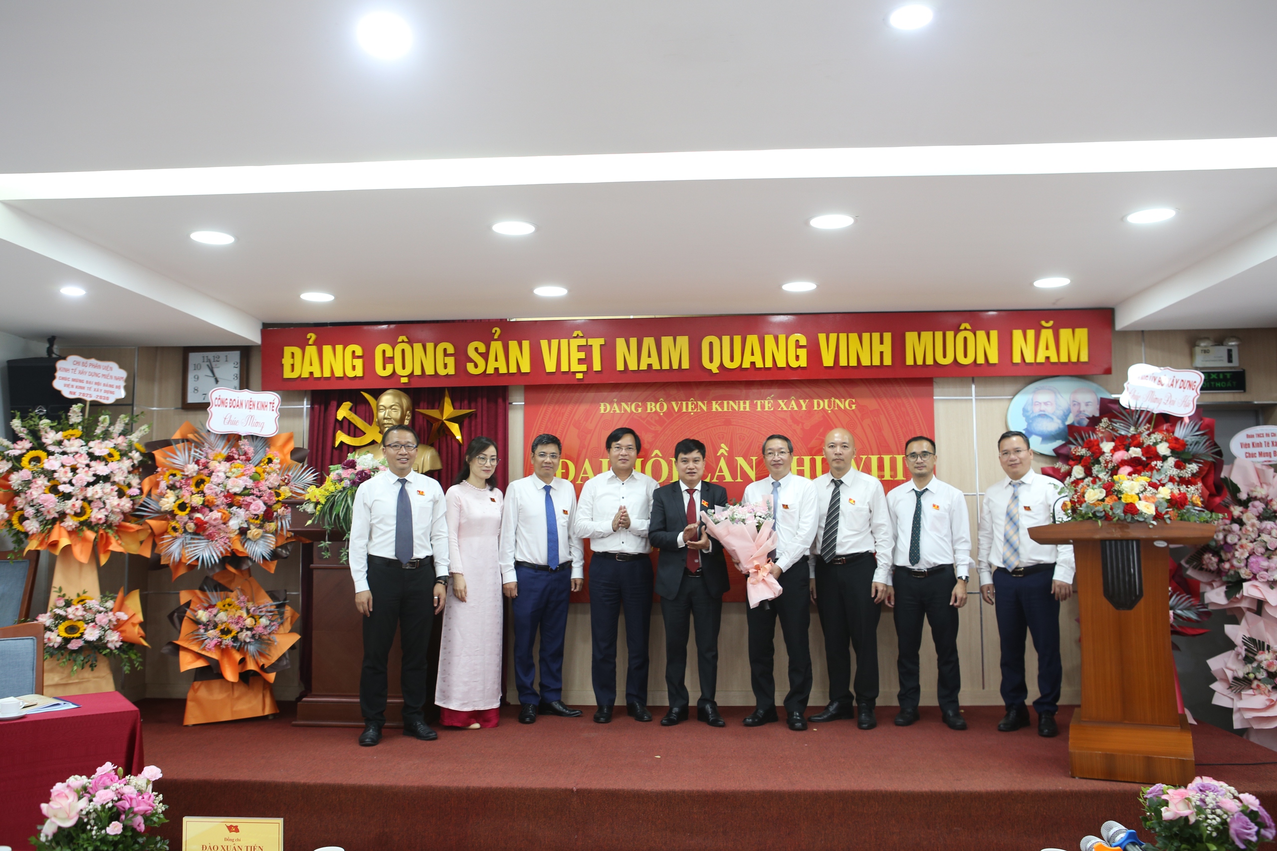 Viện Kinh tế xây dựng hoàn thành tốt nhiệm vụ chính trị, tiếp tục rà soát về định mức- Ảnh 3. Viện Kinh tế xây dựng hoàn thành tốt nhiệm vụ chính trị, tiếp tục rà soát về định mức- Ảnh 3.