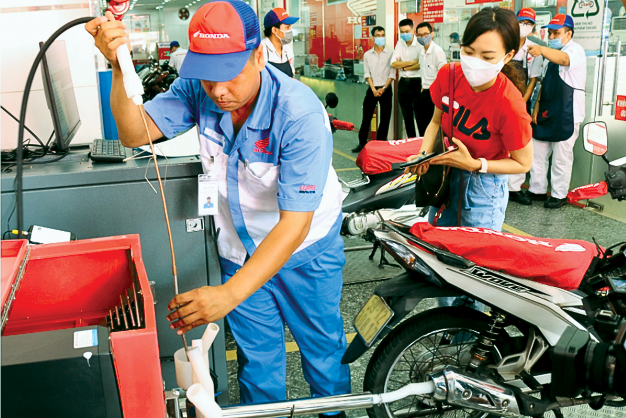 Đề xuất kiểm định khí thải xe máy theo năm sản xuất- Ảnh 1. Đề xuất kiểm định khí thải xe máy theo năm sản xuất- Ảnh 1.