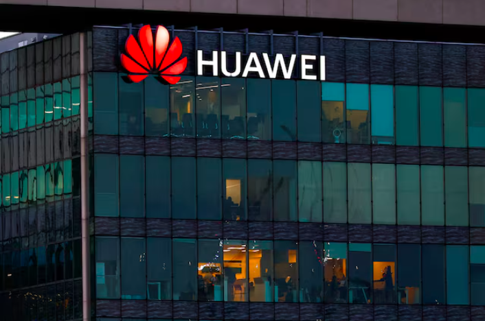 CEO Huawei lần đầu đề cập đến chip tiên tiến so với các đối thủ Mỹ- Ảnh 1. CEO Huawei lần đầu đề cập đến chip tiên tiến so với các đối thủ Mỹ- Ảnh 1.