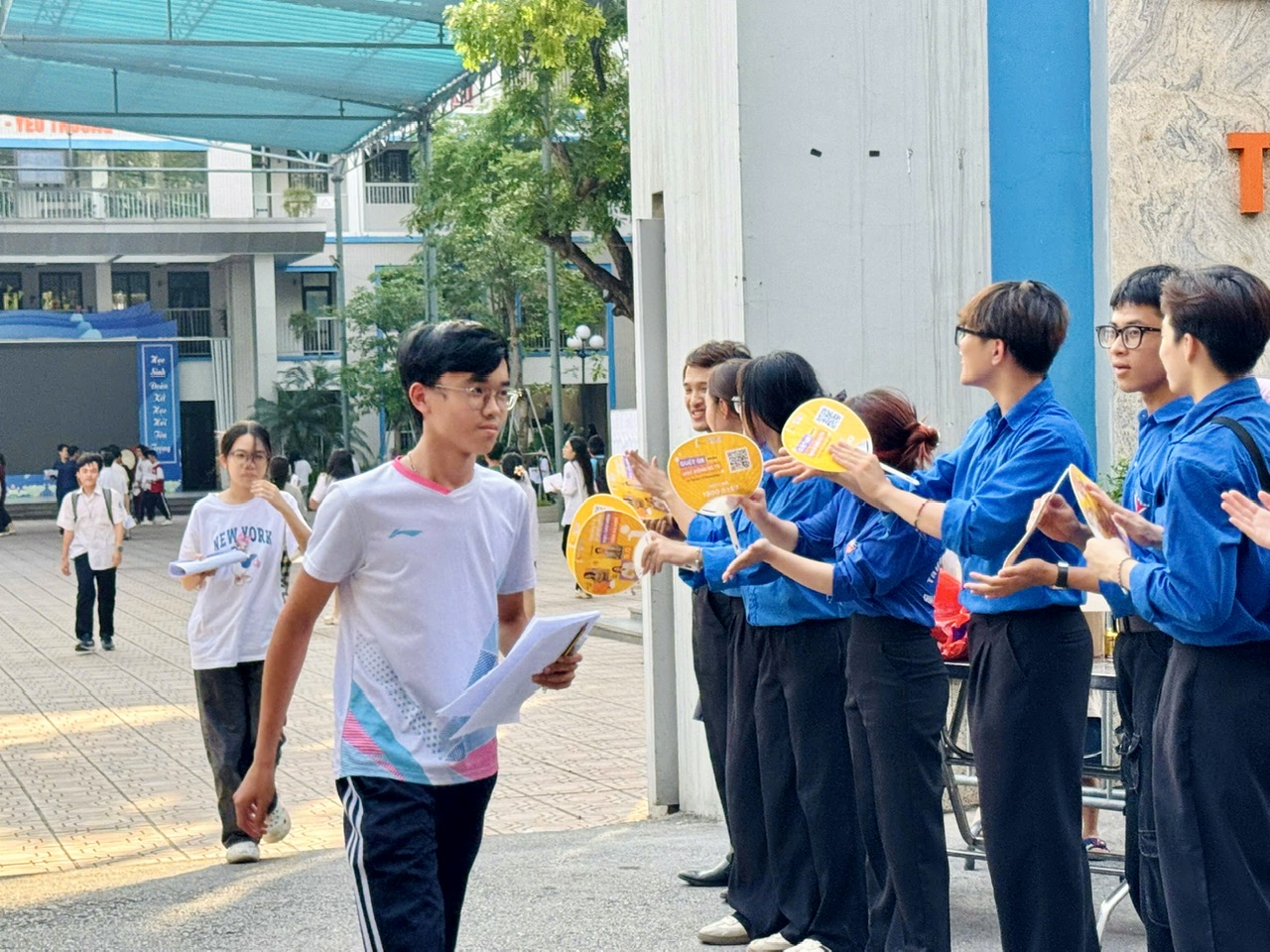 Cách tra cứu điểm thi vào lớp 10 Hà Nội từ ngày 4/7- Ảnh 1. Cách tra cứu điểm thi vào lớp 10 Hà Nội từ ngày 4/7- Ảnh 1.