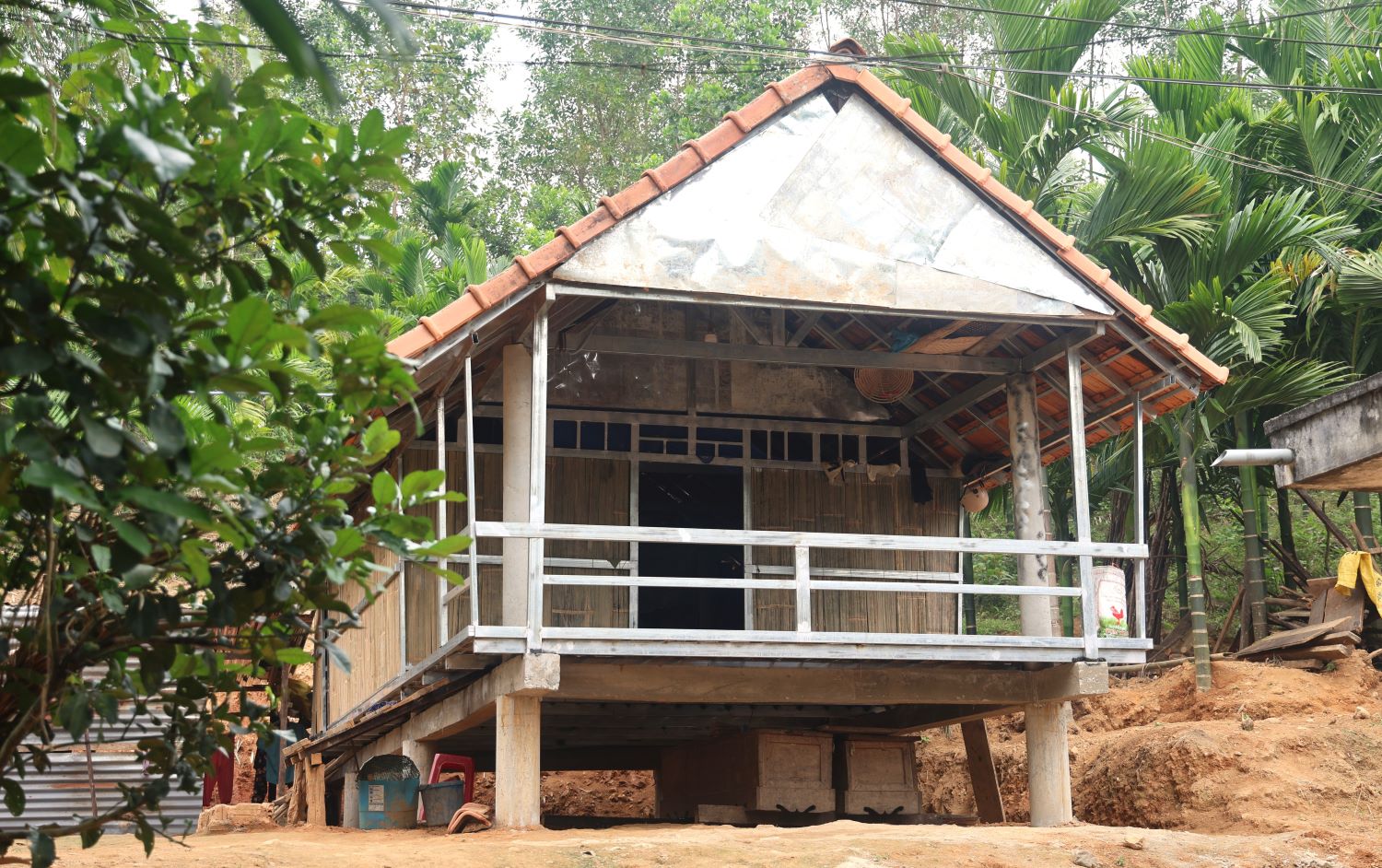 "Mệnh lệnh trái tim" xóa nhà tạm, nhà dột nát (kỳ 2): Nhân rộng cách làm hay- Ảnh 5. "Mệnh lệnh trái tim" xóa nhà tạm, nhà dột nát (kỳ 2): Nhân rộng cách làm hay- Ảnh 5.