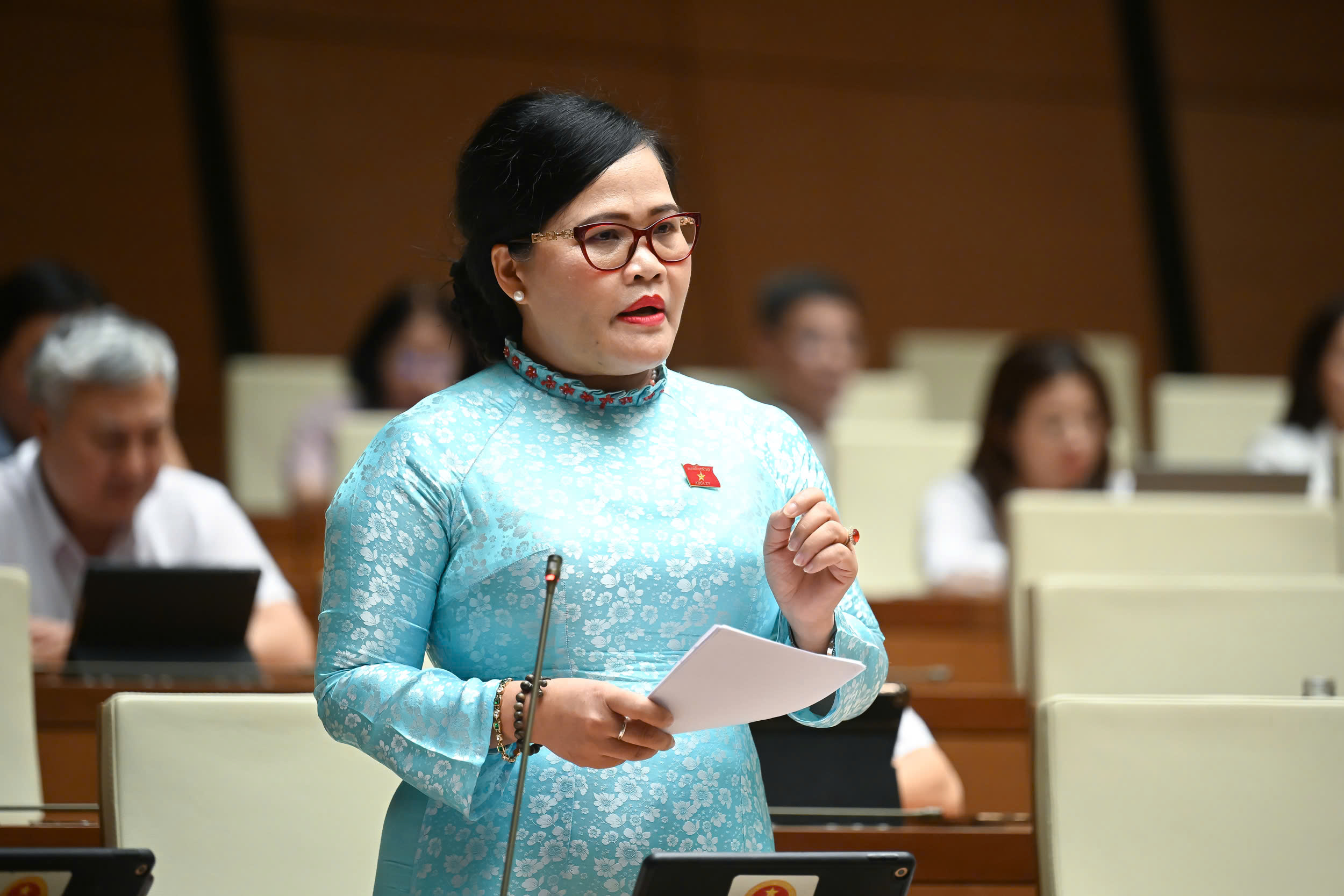Có nên giao thẩm quyền quyết định xử phạt vi phạm hành chính cho trưởng đoàn kiểm tra?- Ảnh 4. Có nên giao thẩm quyền quyết định xử phạt vi phạm hành chính cho trưởng đoàn kiểm tra?- Ảnh 4.