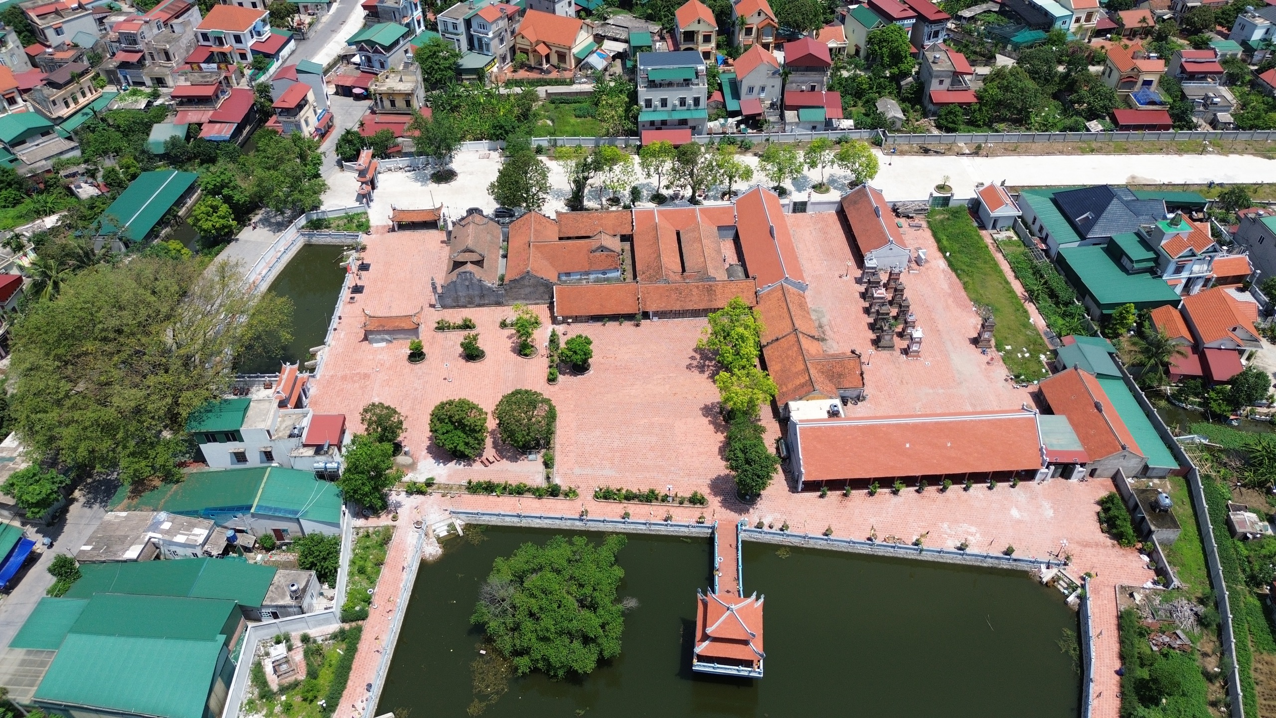 Chiêm ngưỡng vẻ đẹp cổ kính của chùa Trăm Gian ở huyện Nam Sách- Ảnh 1. Chiêm ngưỡng vẻ đẹp cổ kính của chùa Trăm Gian ở huyện Nam Sách- Ảnh 1.