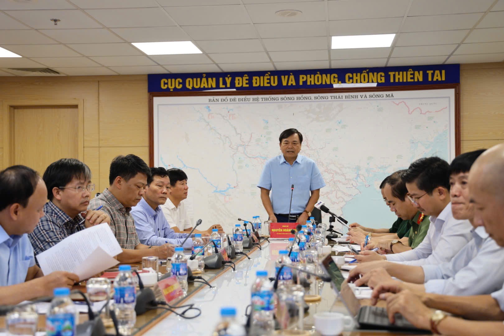 Chuẩn bị ứng phó cơn bão đầu tiên trong năm- Ảnh 1. Chuẩn bị ứng phó cơn bão đầu tiên trong năm- Ảnh 1.