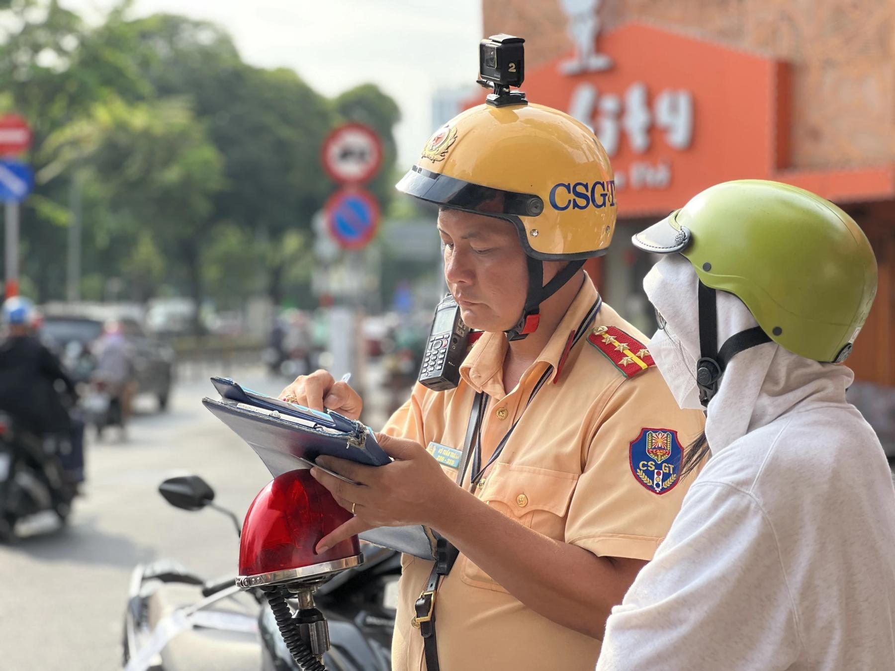 Bộ Tư pháp nêu 3 lý do thay đổi giới hạn mức phạt tiền không lập biên bản- Ảnh 1. Bộ Tư pháp nêu 3 lý do thay đổi giới hạn mức phạt tiền không lập biên bản- Ảnh 1.
